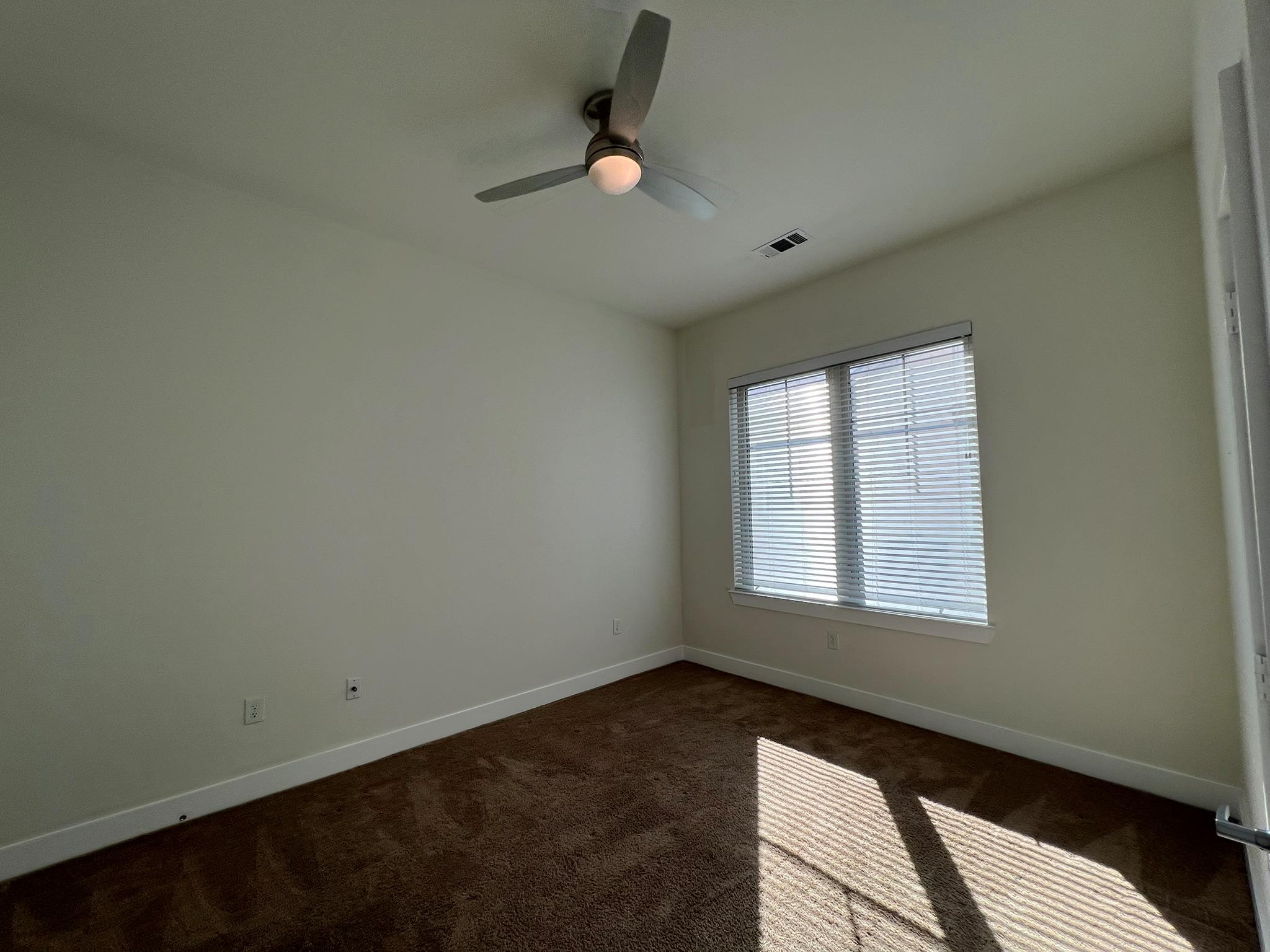 2400 Louis Henna Blvd # 301, Round Rock, TX 78664