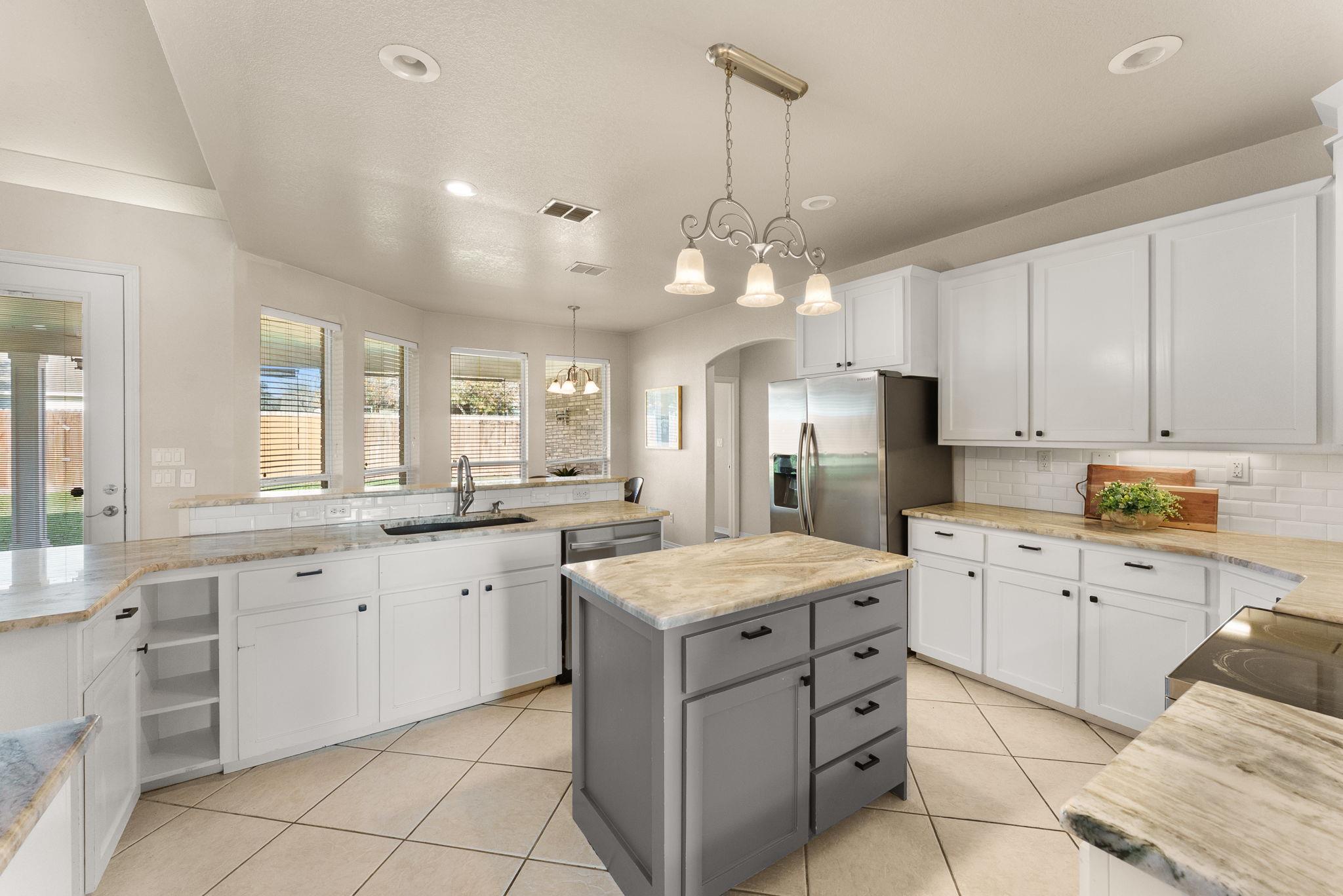 4012 Creekview Trl, Temple, TX 76504