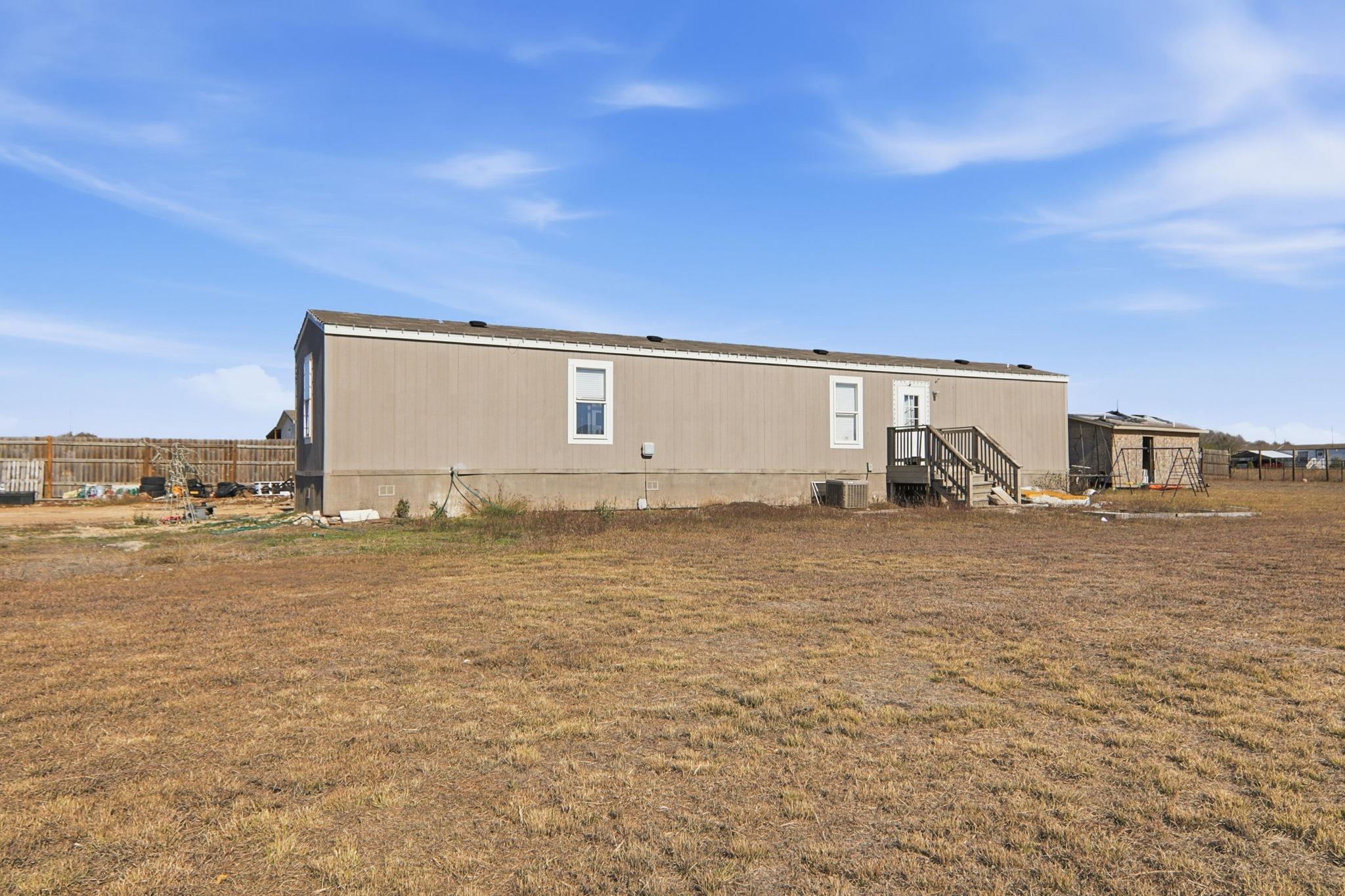 1130 Rustler Pass, Kyle, TX 78640