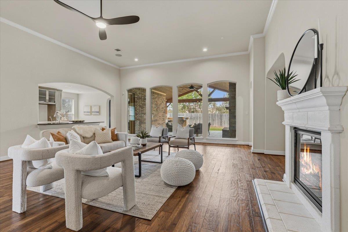 531 Whispering Wind Way, Austin, TX 78737