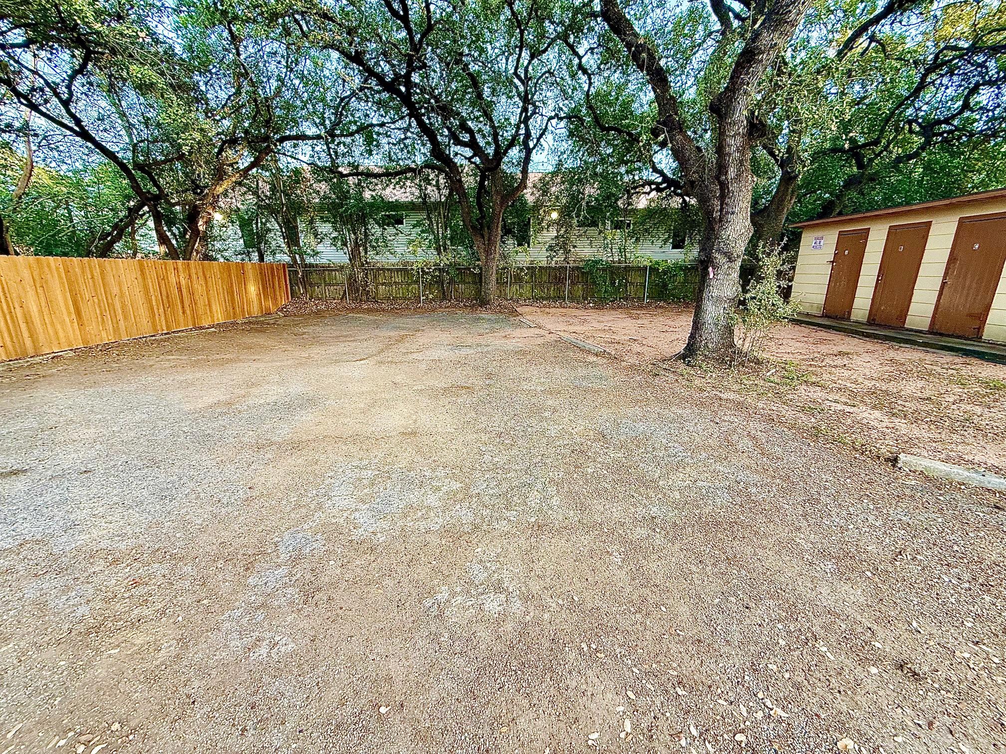 2411 S 5th St # 6, Austin, TX 78704