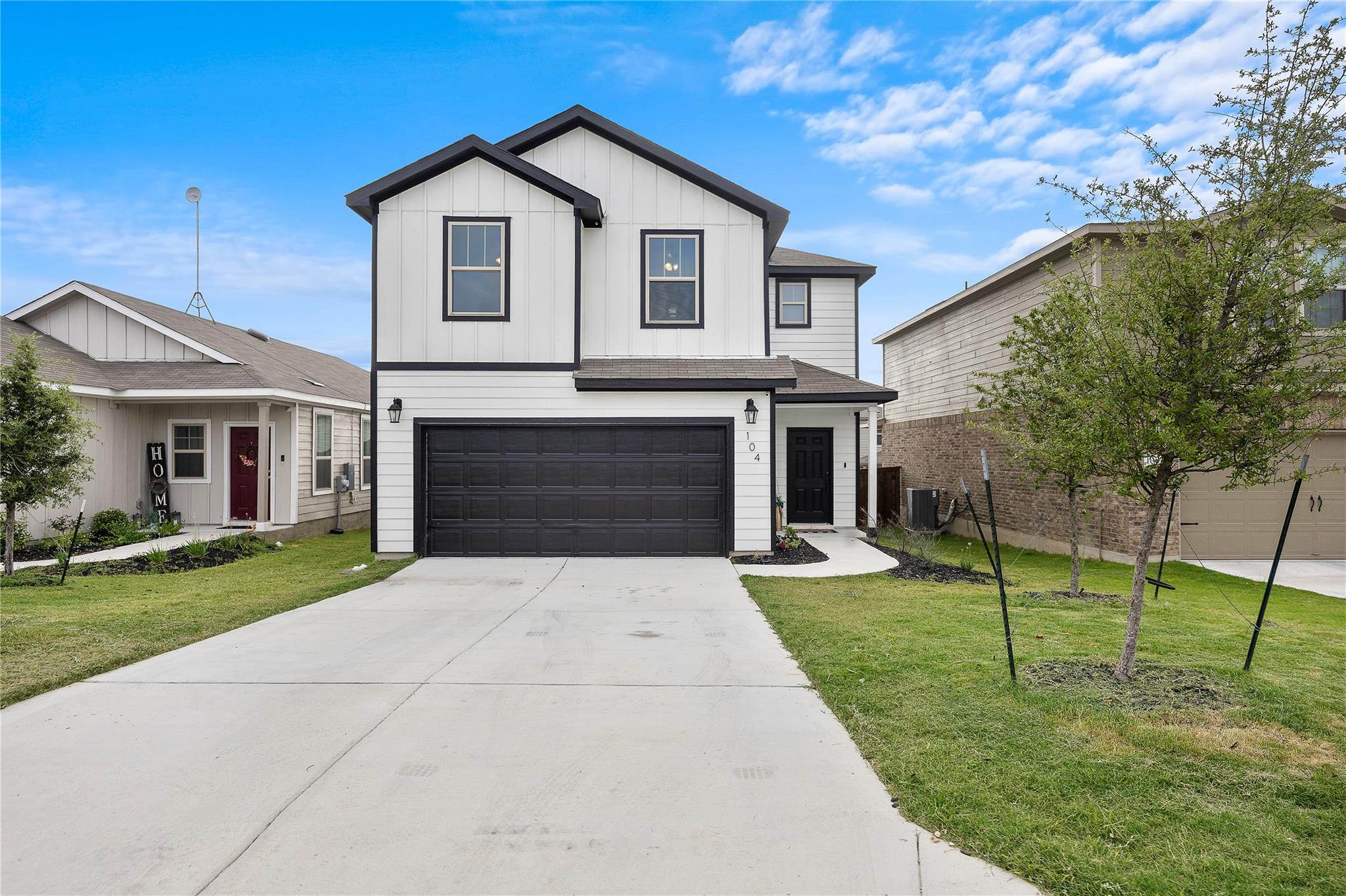 104 Hellfighters Way, Jarrell, TX 76537