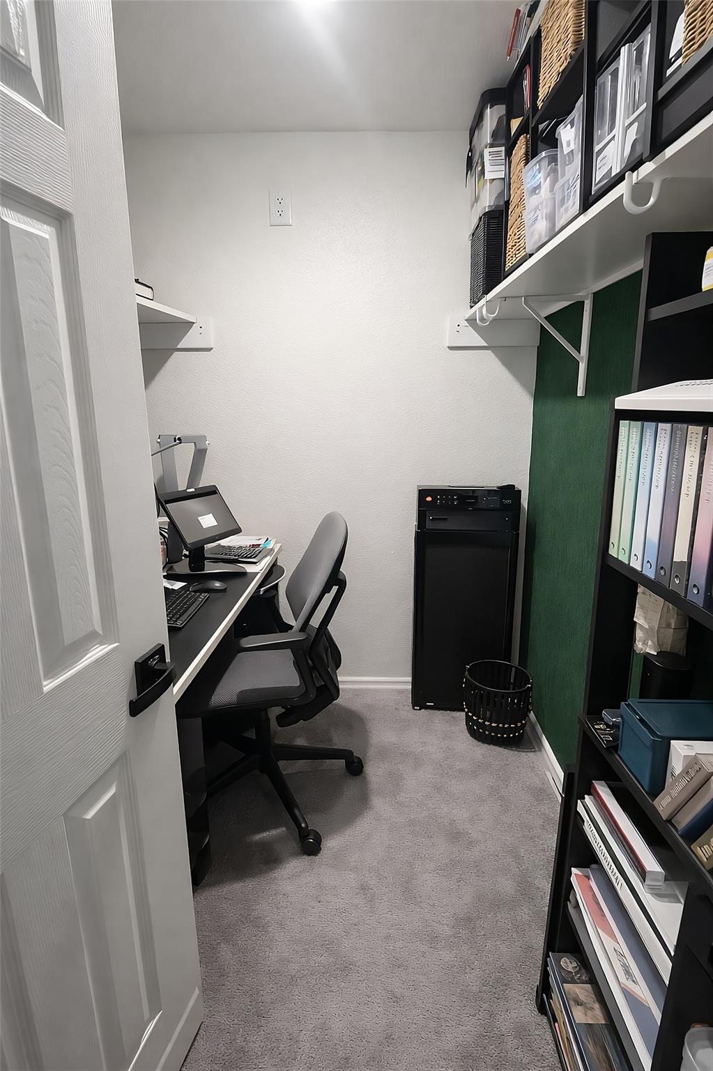 104 Hellfighters Way, Jarrell, TX 76537