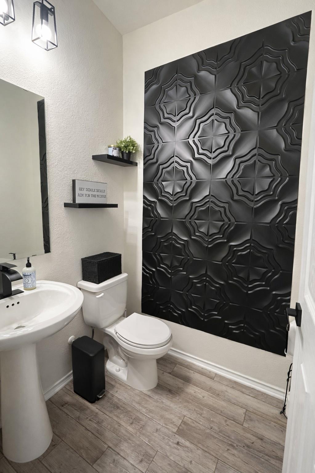 104 Hellfighters Way, Jarrell, TX 76537