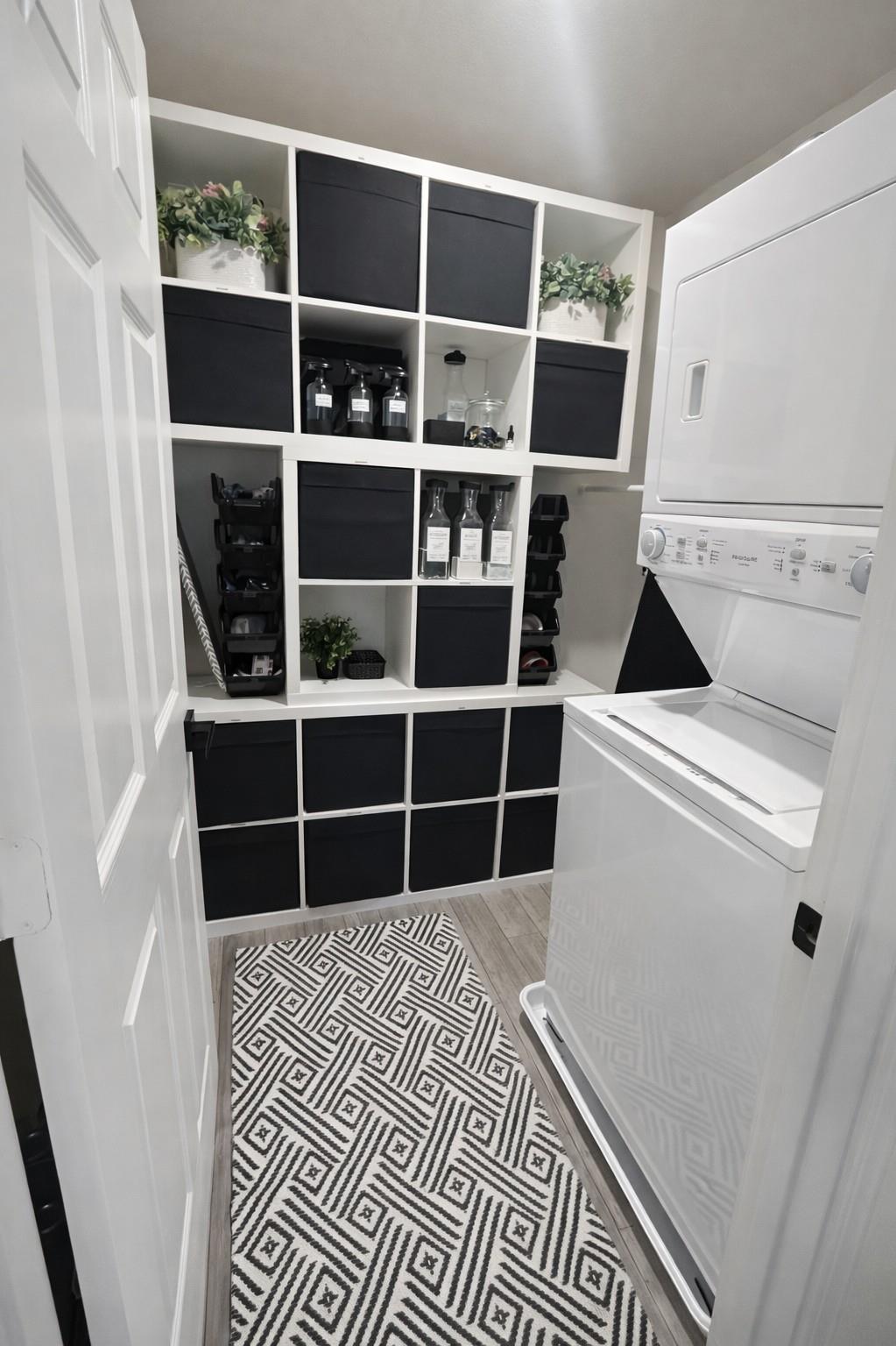 104 Hellfighters Way, Jarrell, TX 76537