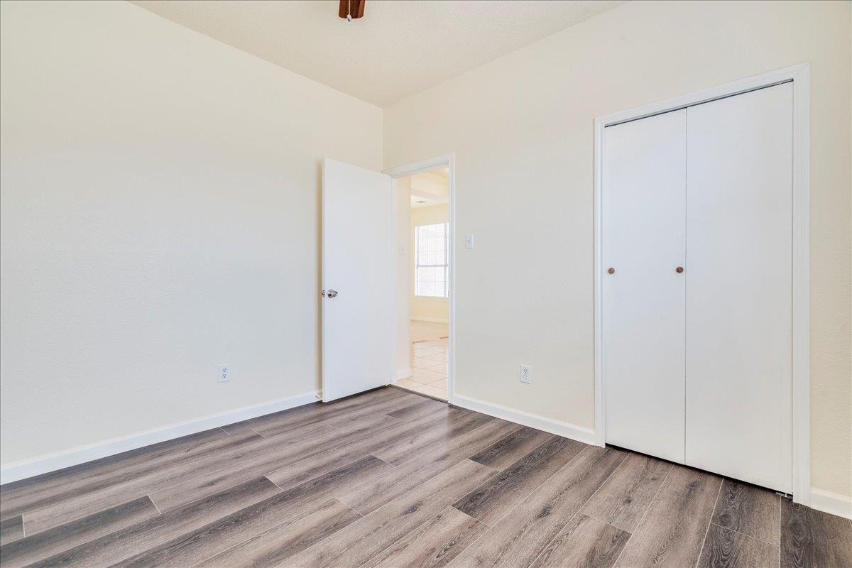 1021 Black Locust Dr W, Pflugerville, TX 78660