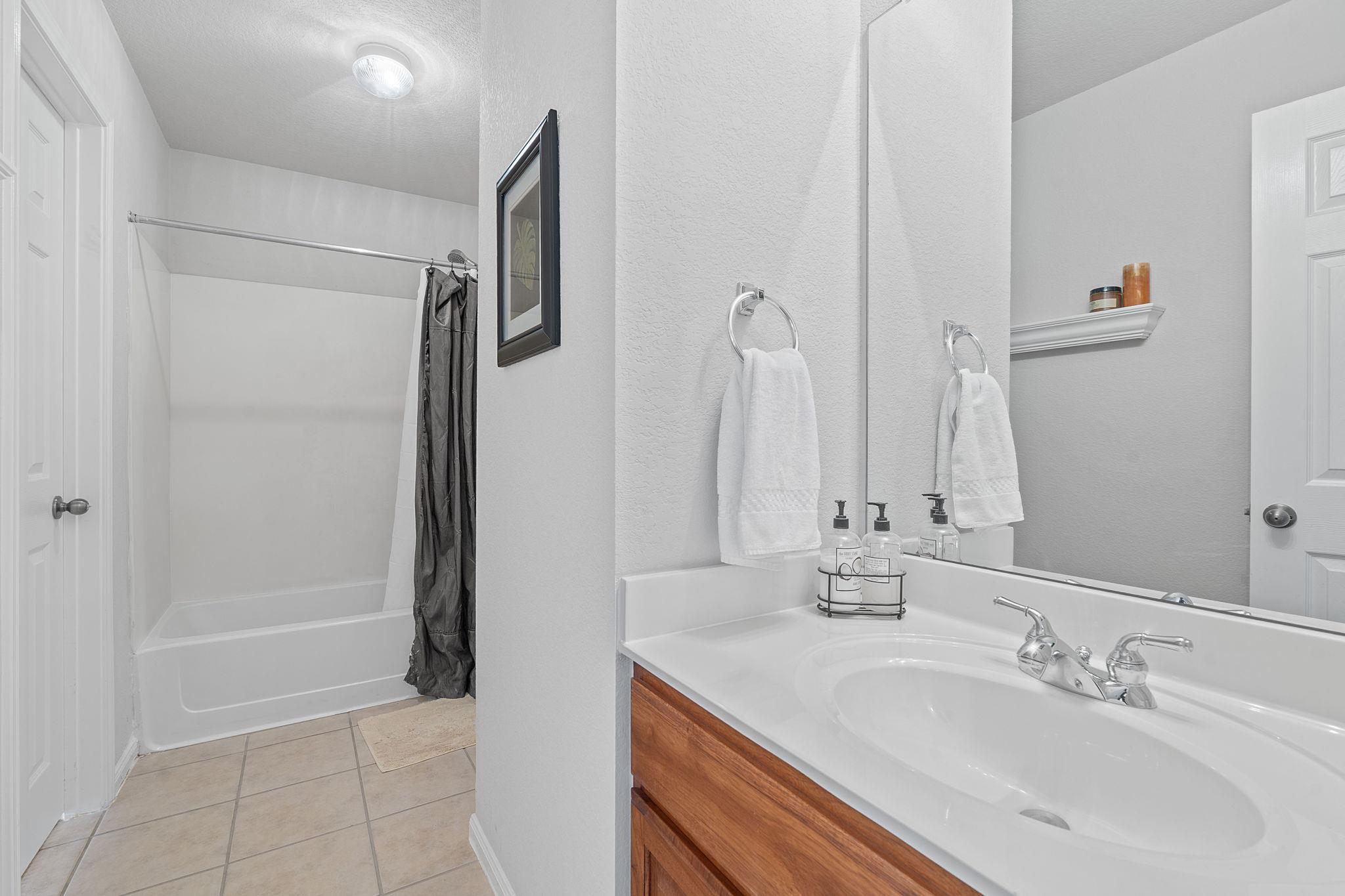 1024 Portchester Castle Path, Pflugerville, TX 78660