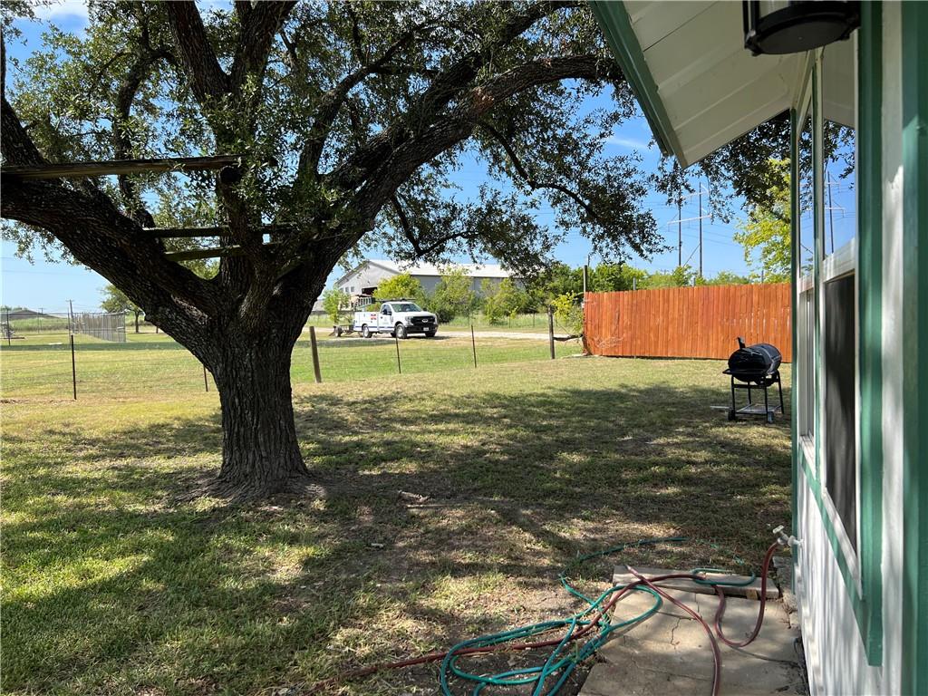 515 Bonita Vista Dr, Buda, TX 78610