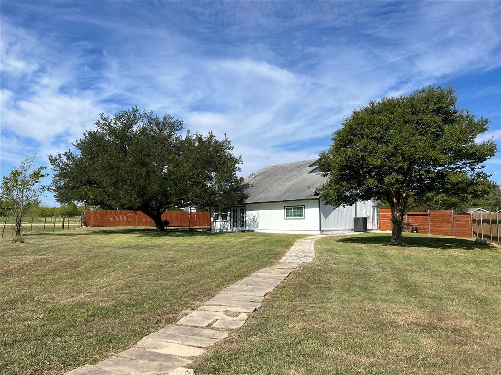 515 Bonita Vista Dr, Buda, TX 78610