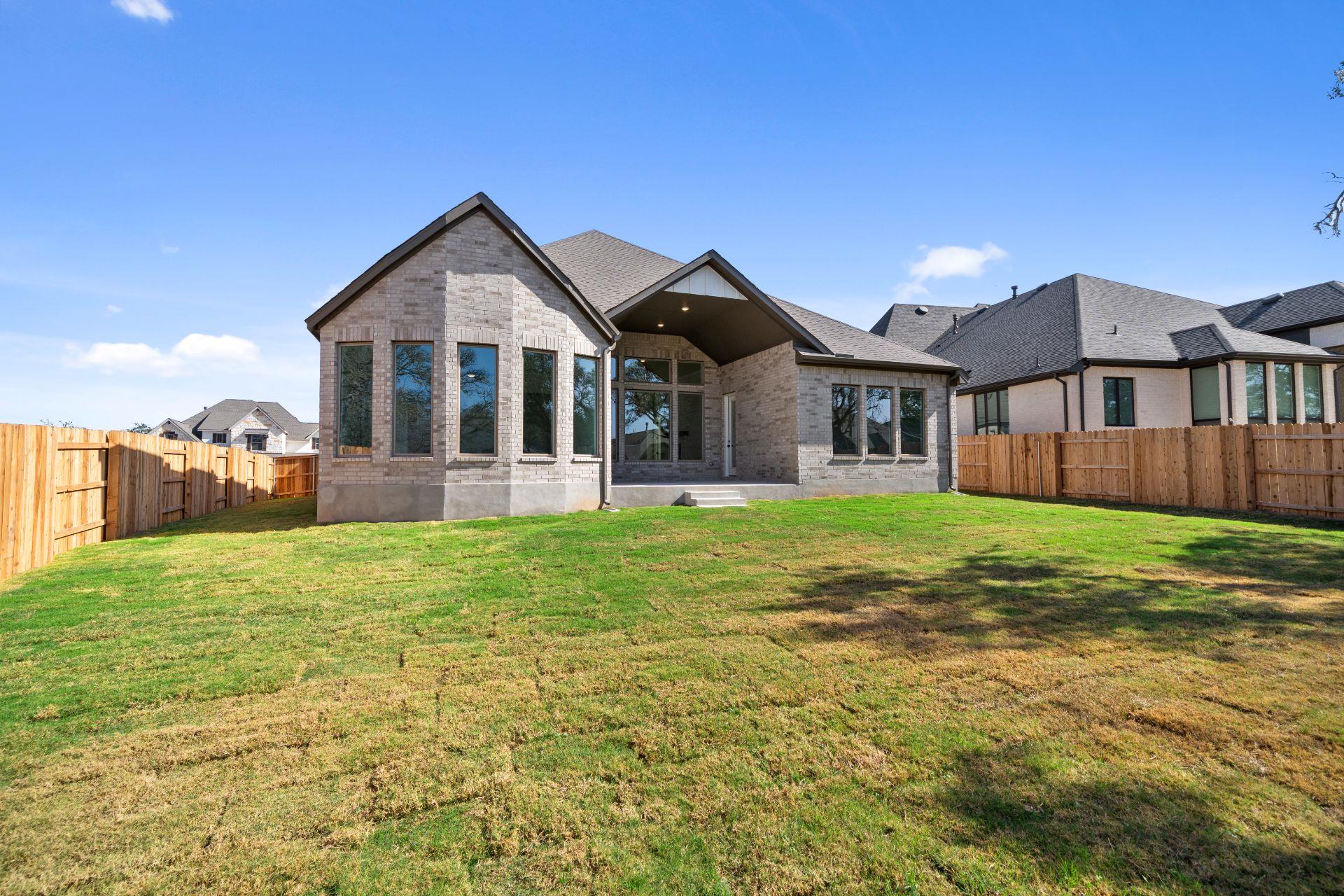 318 Wood Thrush Run, Kyle, TX 78640
