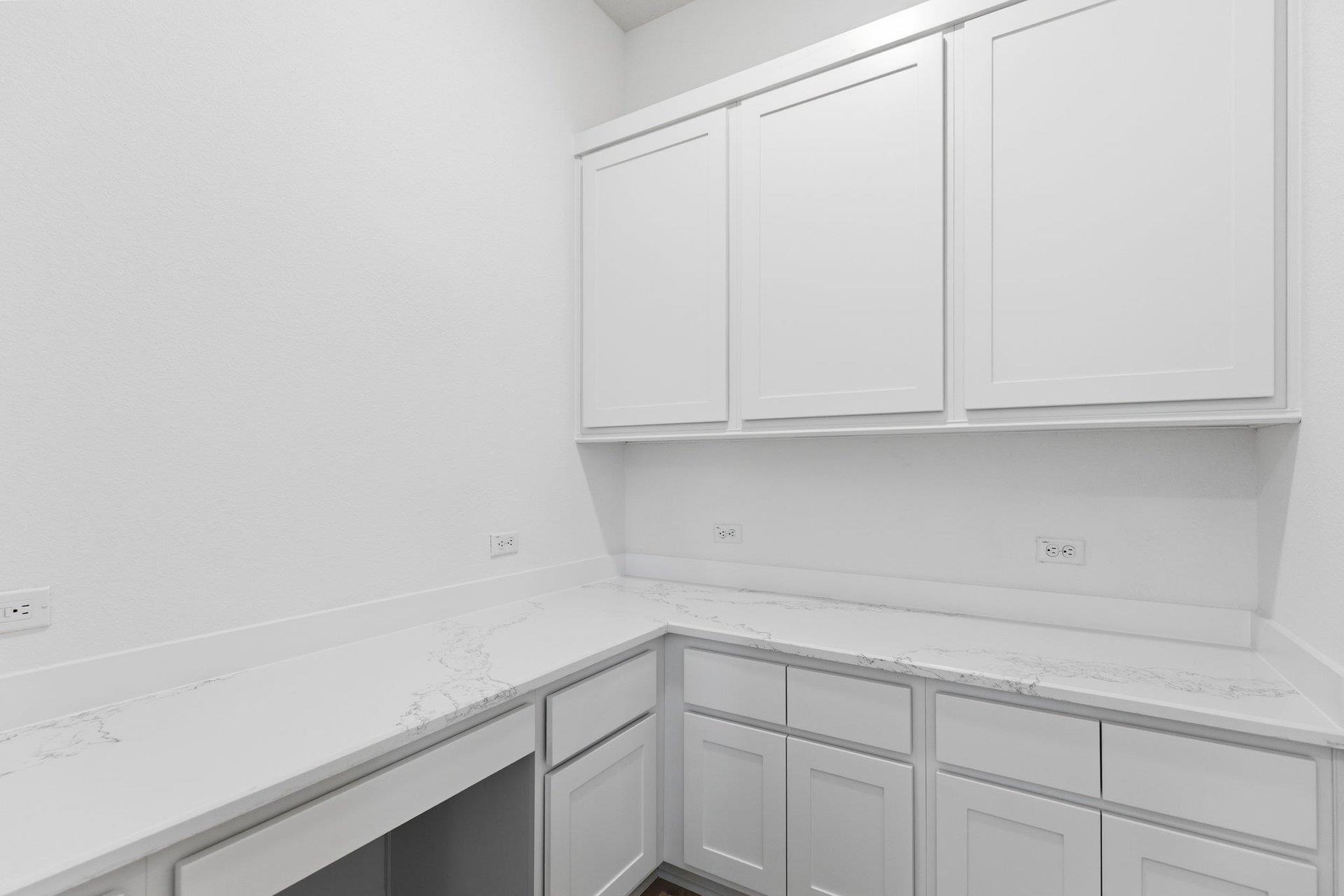 372 Wood Thrush Run, Kyle, TX 78640