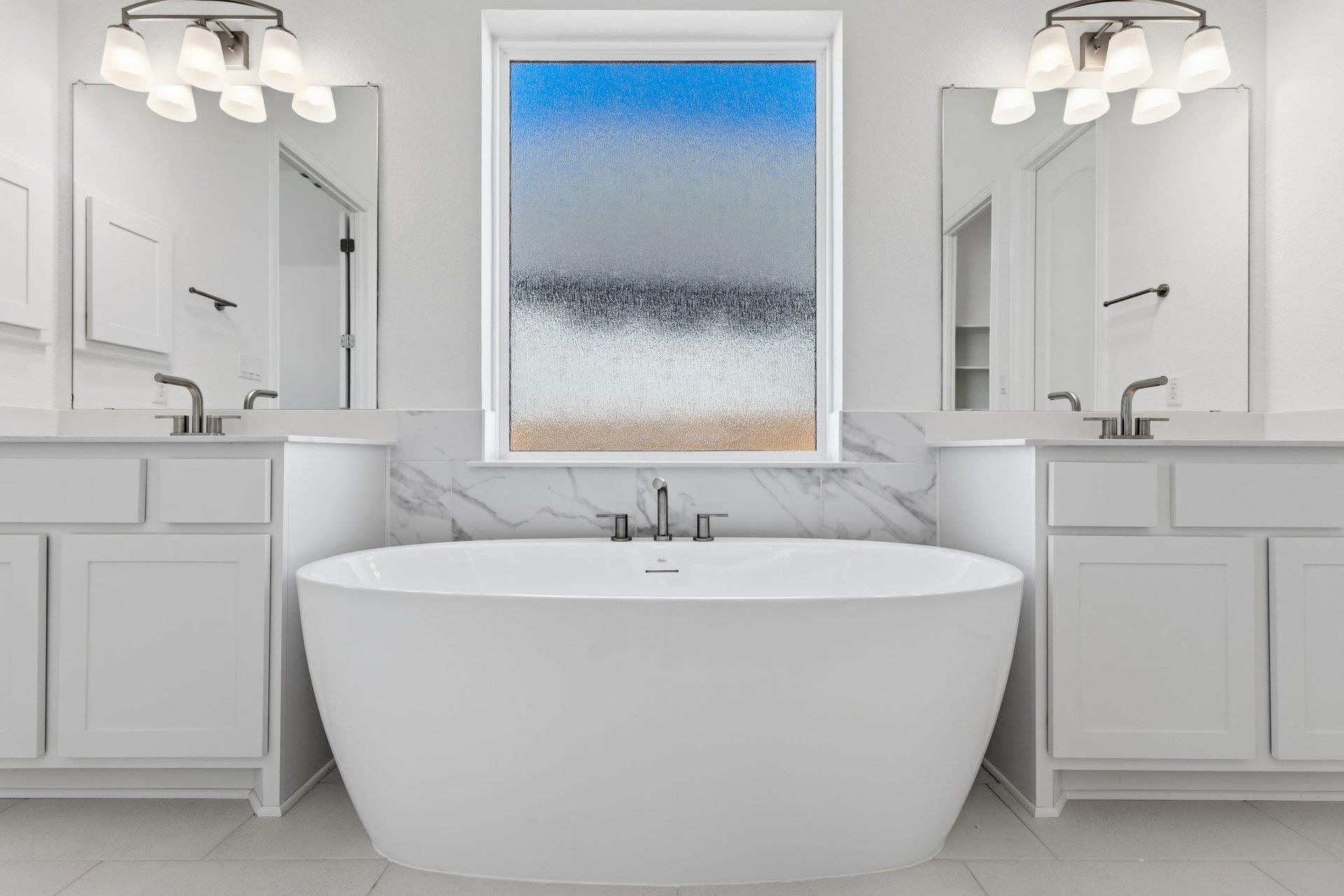 372 Wood Thrush Run, Kyle, TX 78640