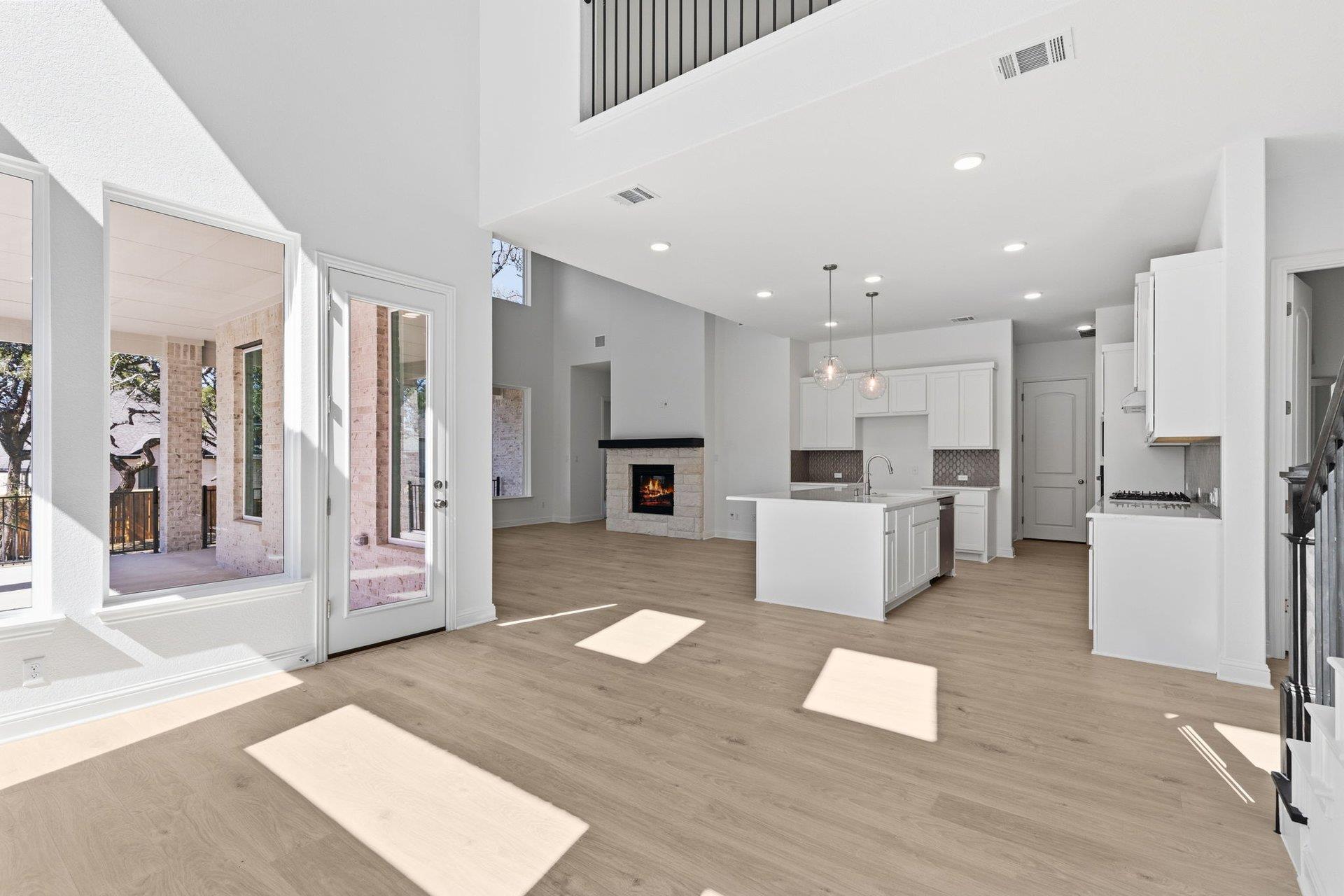 372 Wood Thrush Run, Kyle, TX 78640