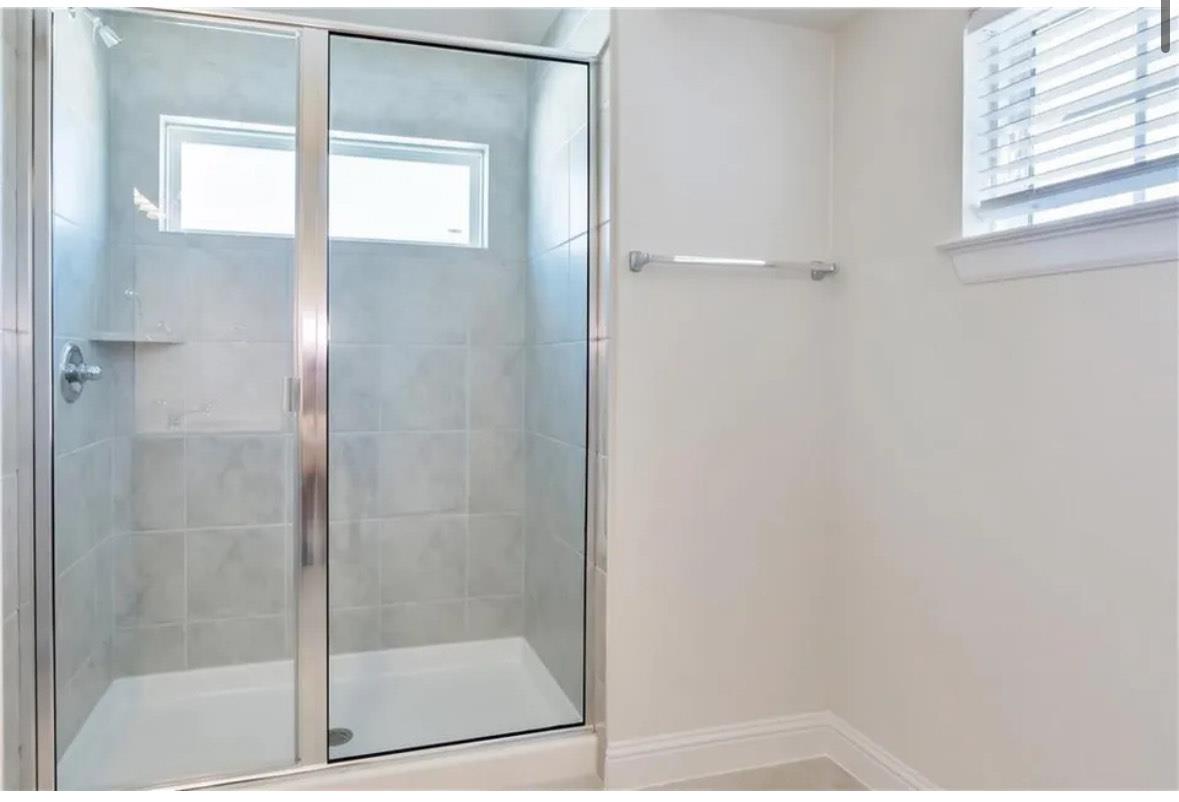 805 Vaughn St, Georgetown, TX 78628