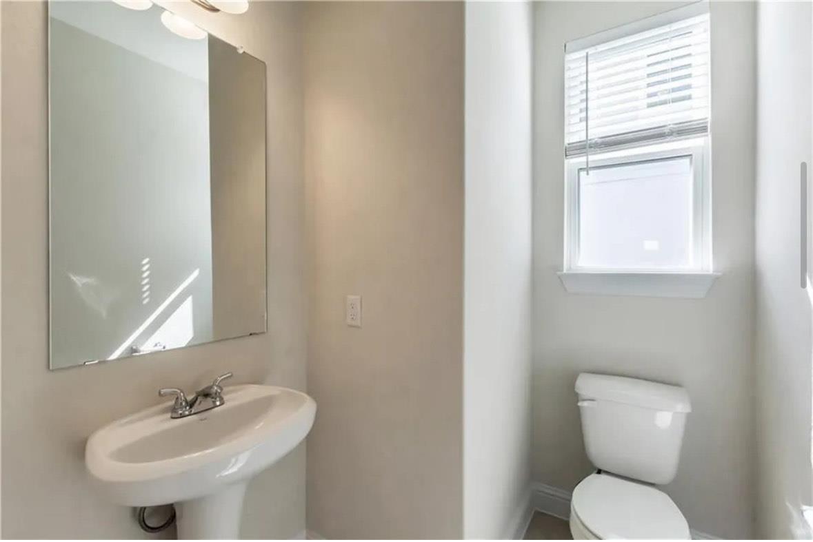 805 Vaughn St, Georgetown, TX 78628