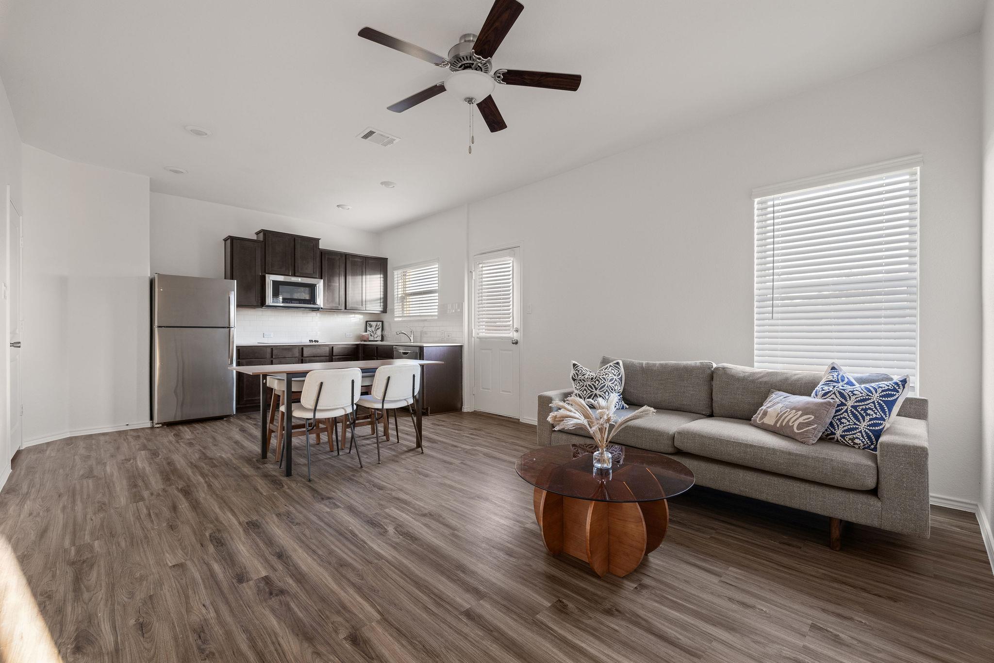 1428 Chad Dr, Round Rock, TX 78665