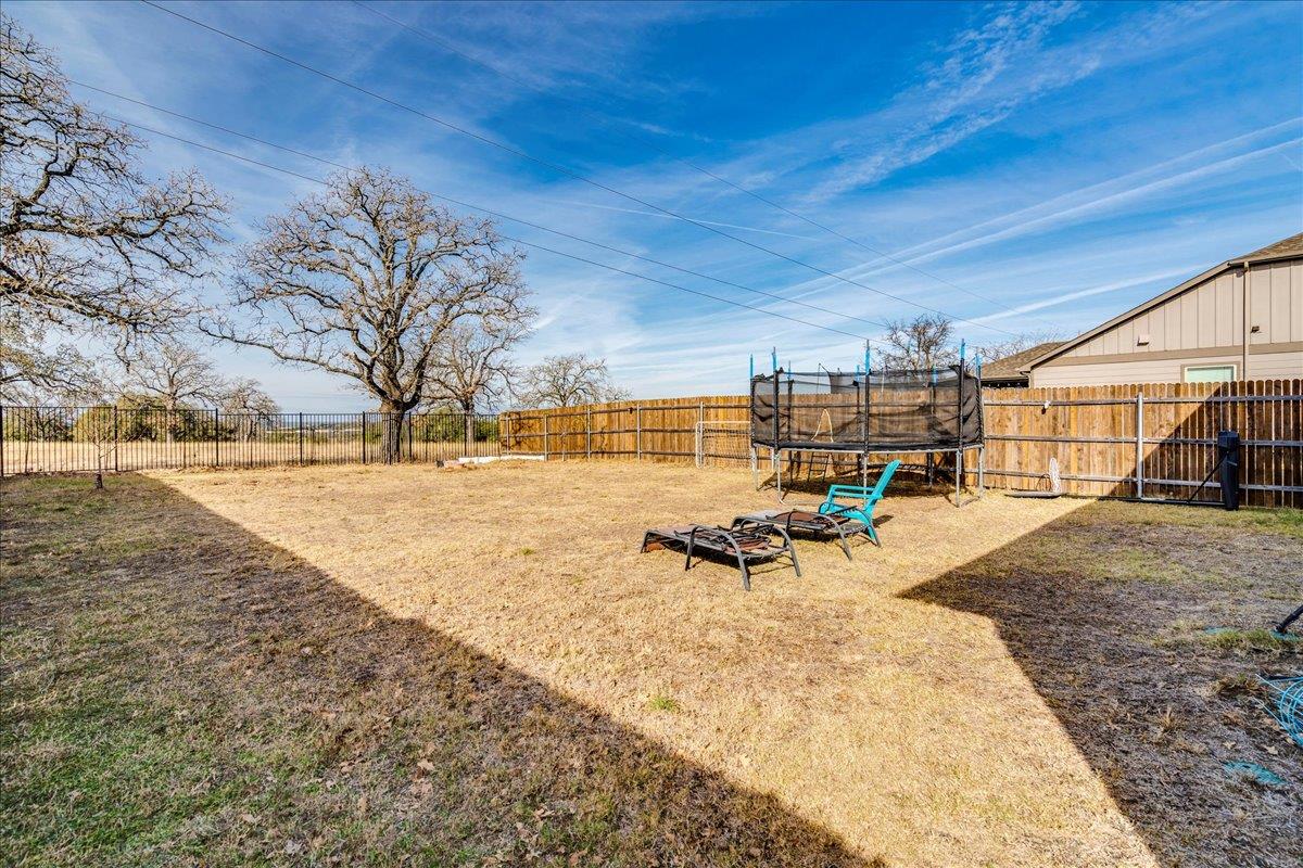 203 Zuma Dr, Liberty Hill, TX 78642