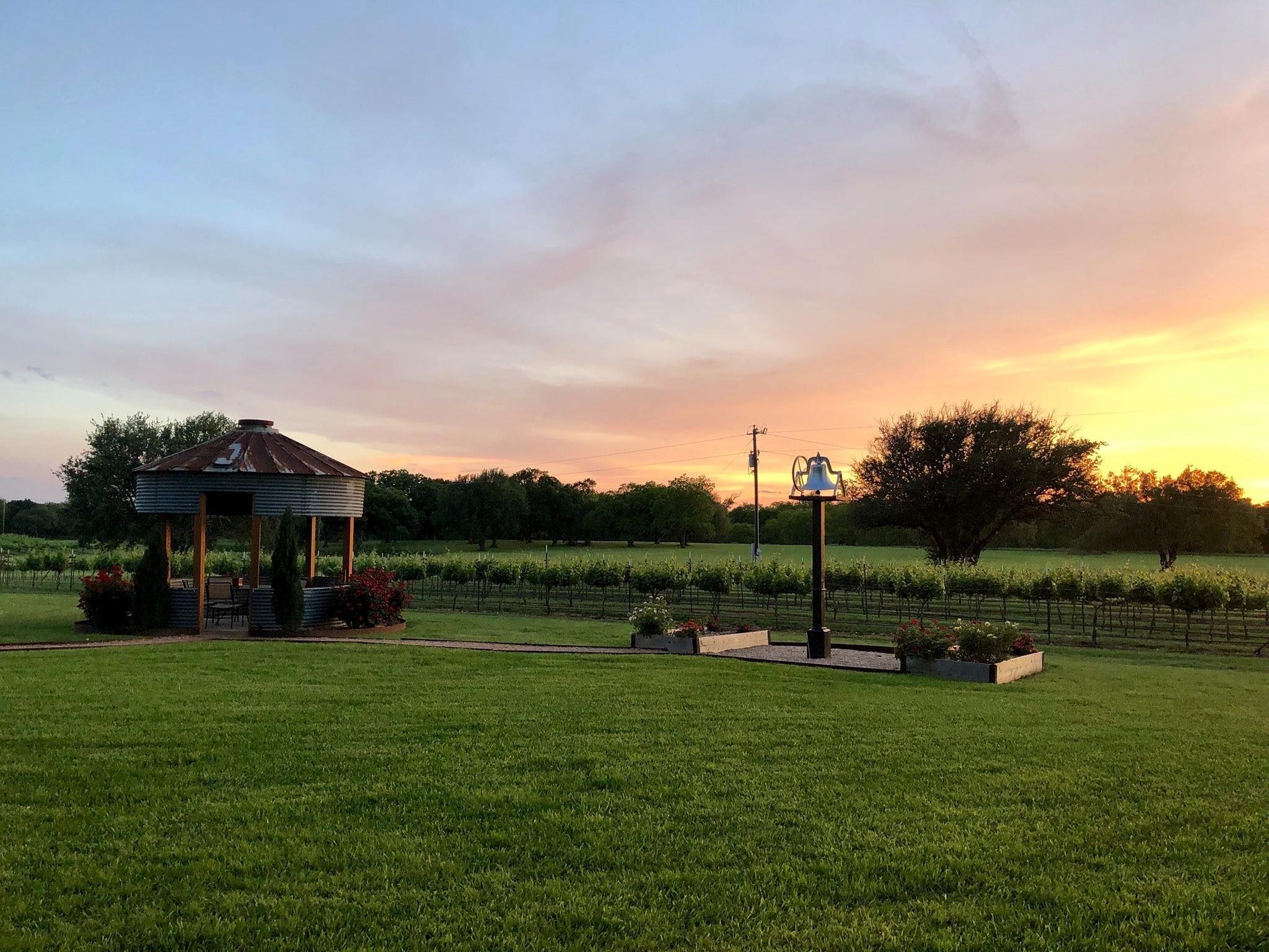 412 Copperleaf Cv, Marble Falls, TX 78654