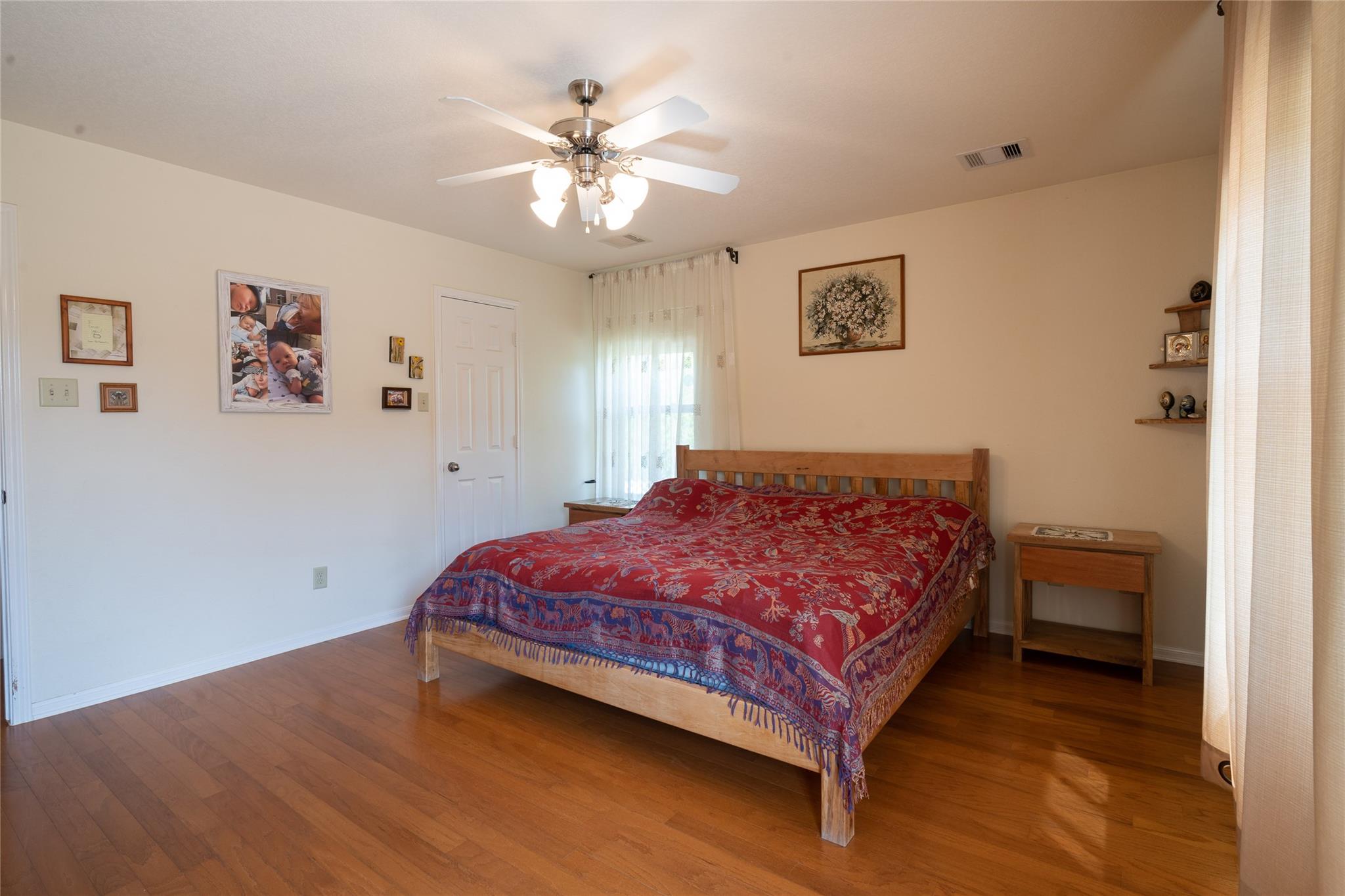 194 Rabbit Trl, Dale, TX 78616