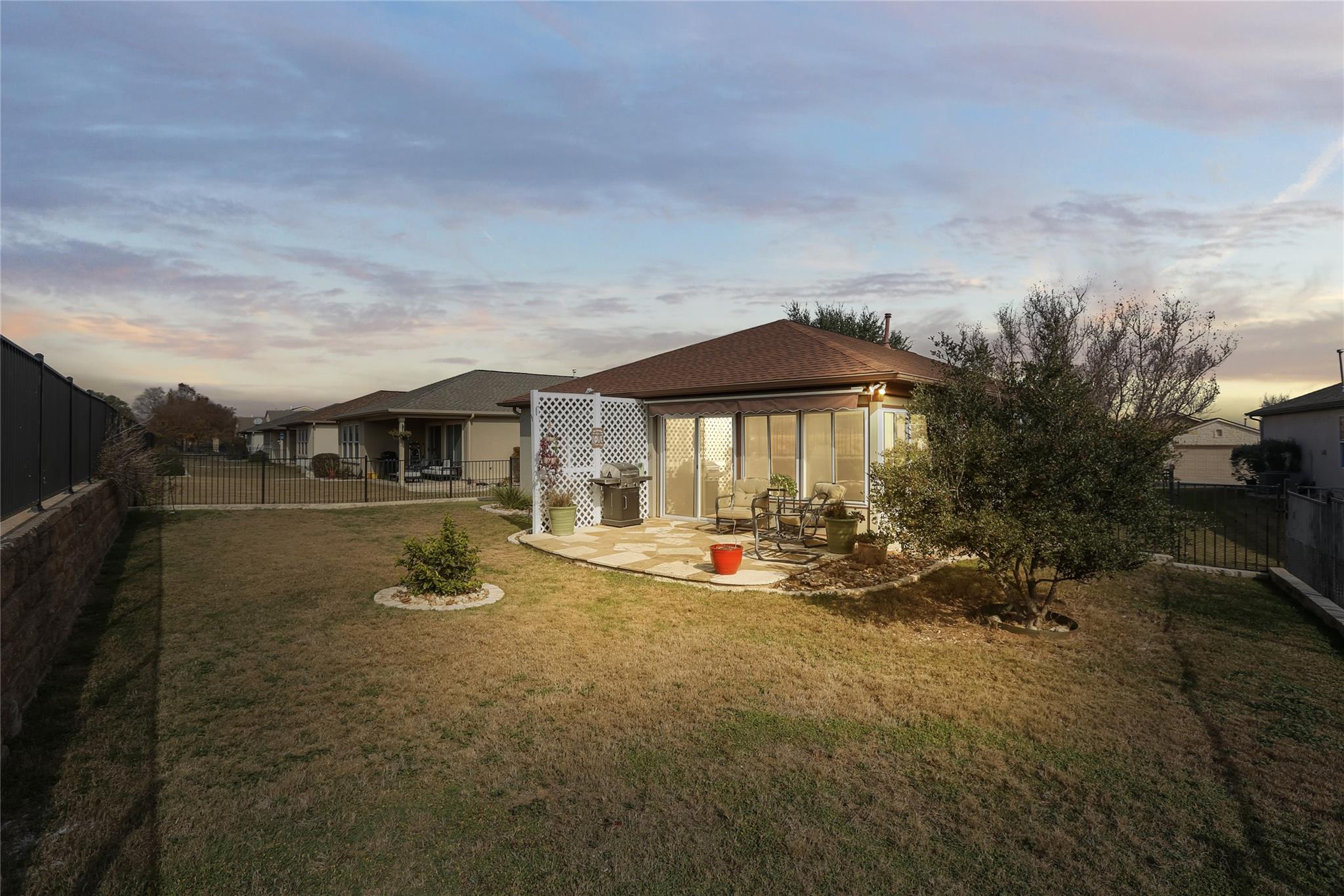 111 Monument Hill Trl, Georgetown, TX 78633