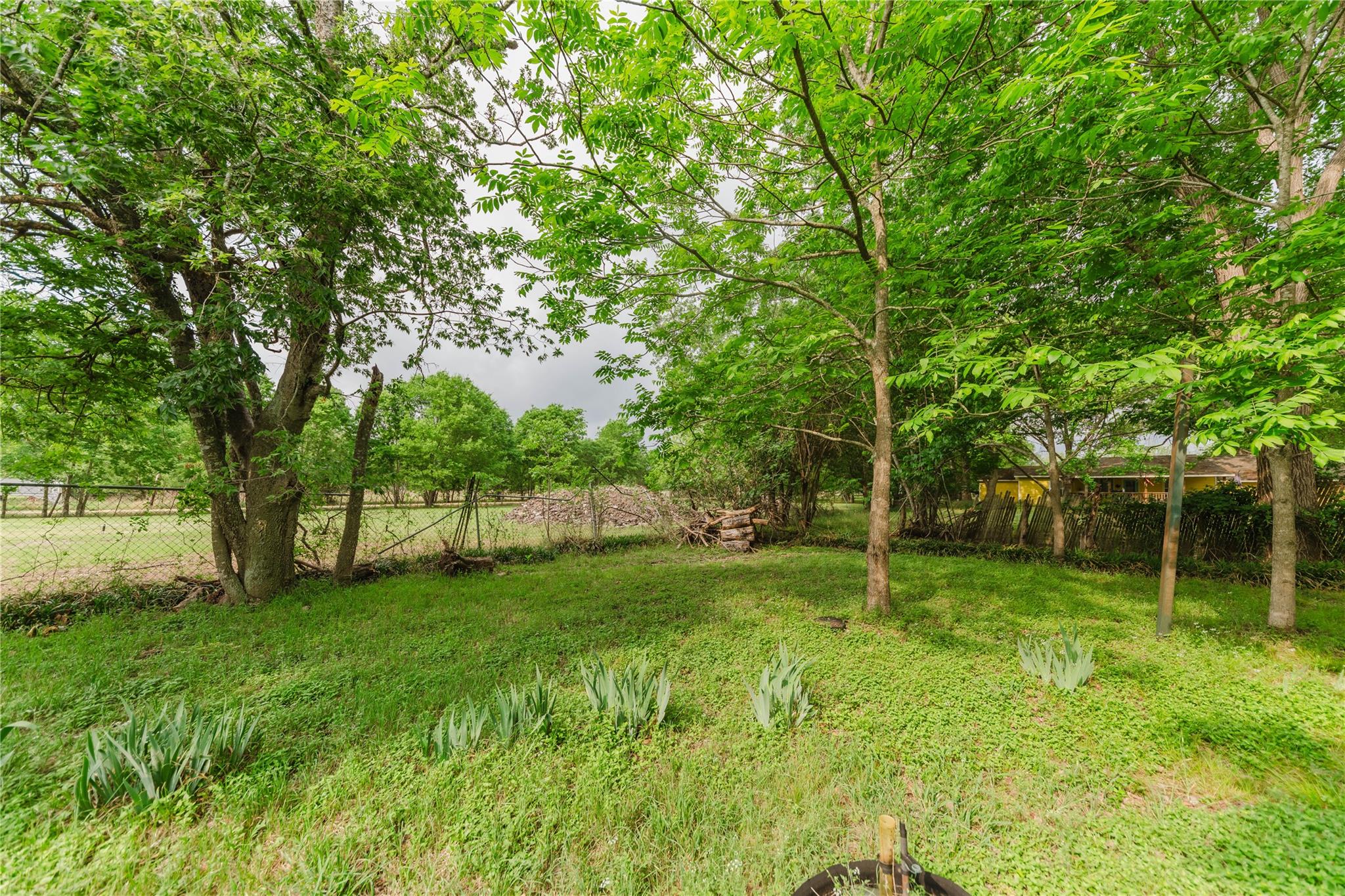 262 Highway 95 S # A, Smithville, TX 78957