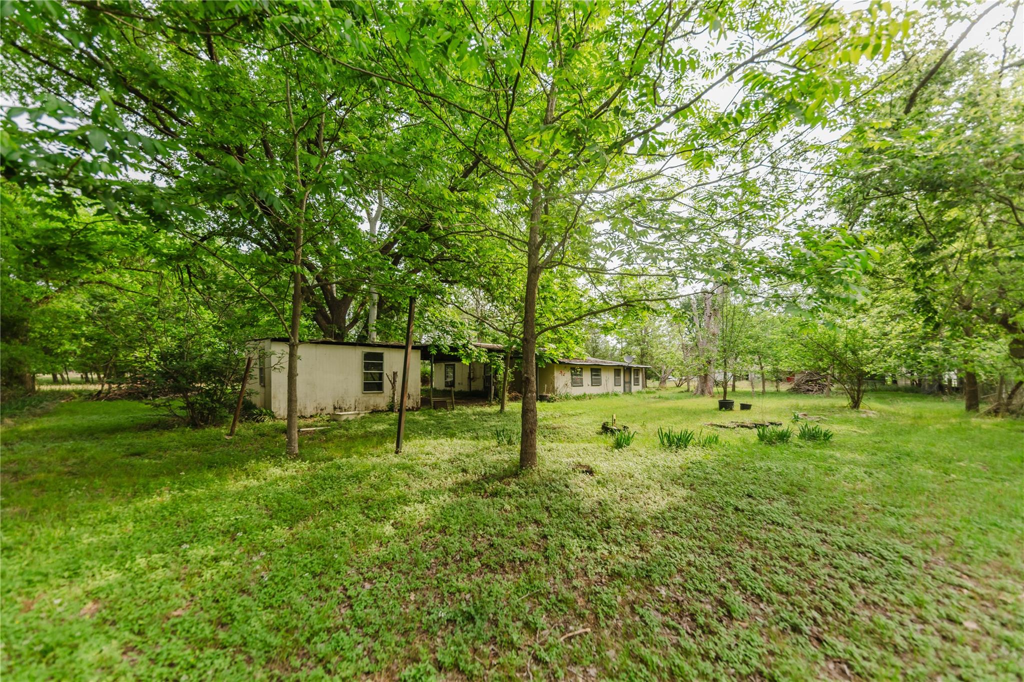 262 Highway 95 S # A, Smithville, TX 78957