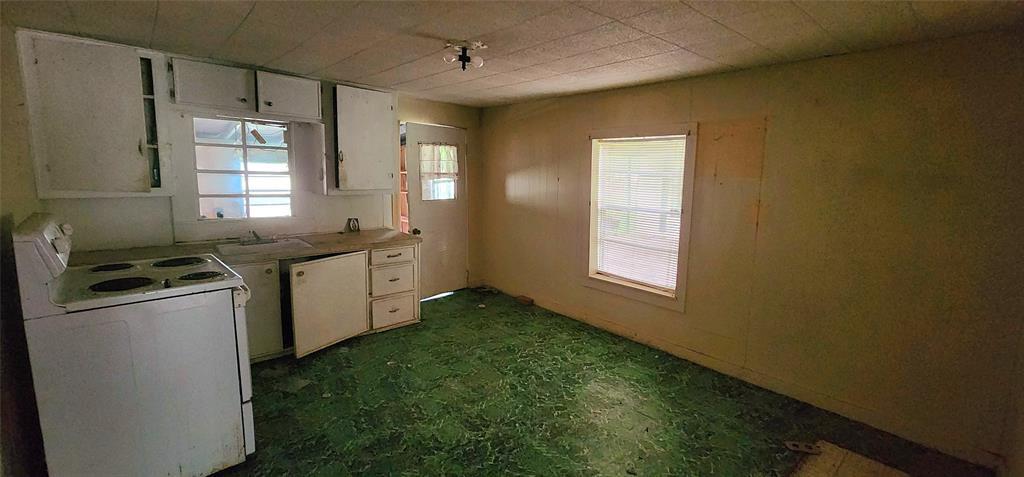 262 Highway 95 S # A, Smithville, TX 78957