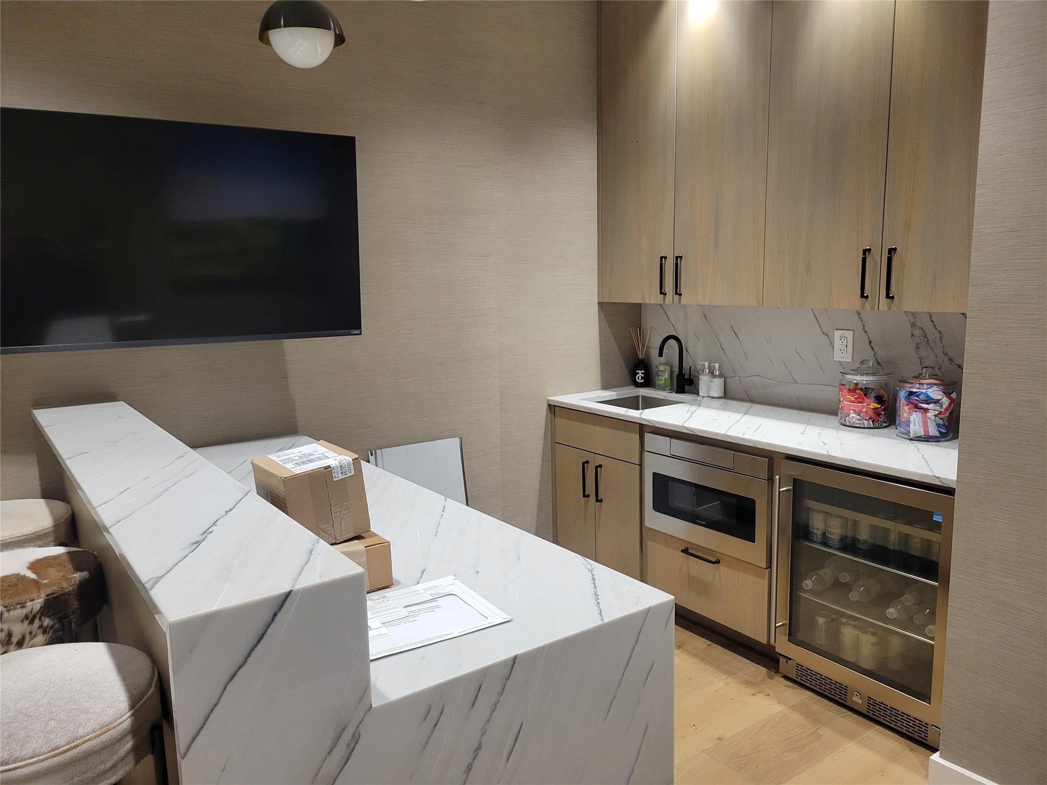 4900 Bee Creek Rd # 204, Lakeway, TX 78669