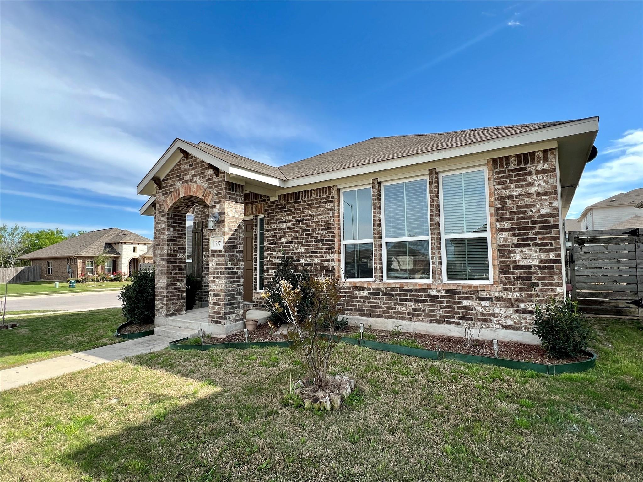 727 Speckled Alder Dr, Pflugerville, TX 78660