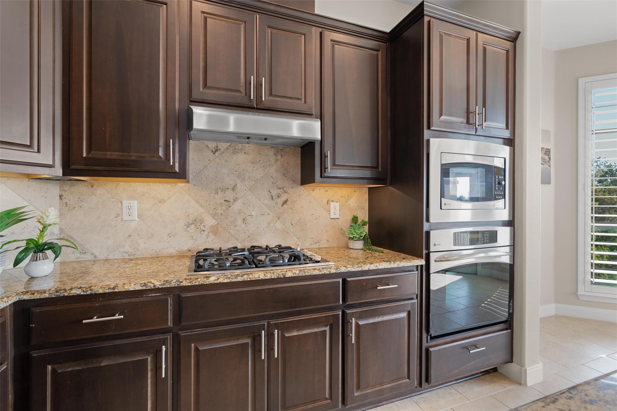 7800 Southwest Pkwy Pkwy # 2020, Austin, TX 78735