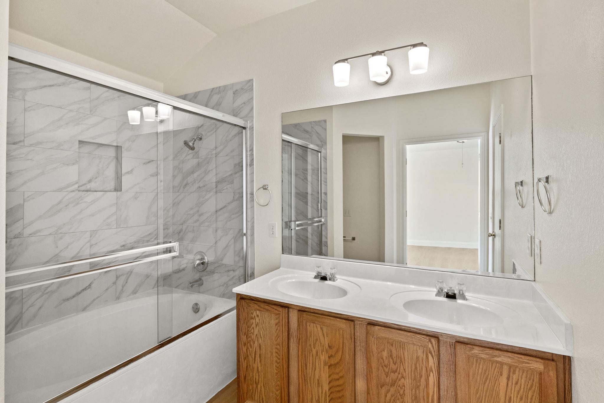 4717 Lake Champlain Ln # 167, Austin, TX 78754