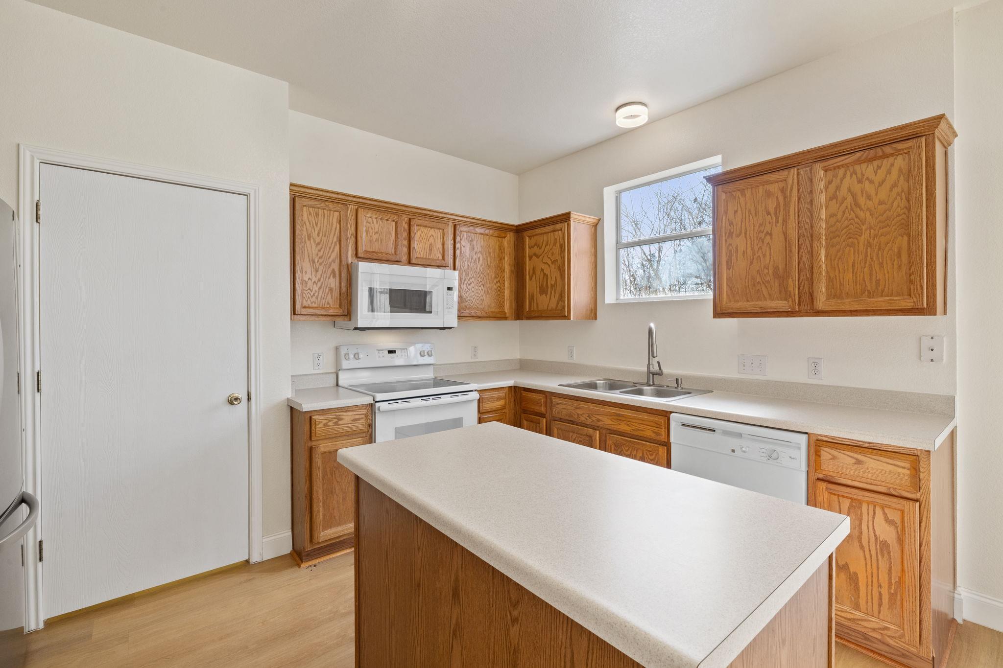 4717 Lake Champlain Ln # 167, Austin, TX 78754