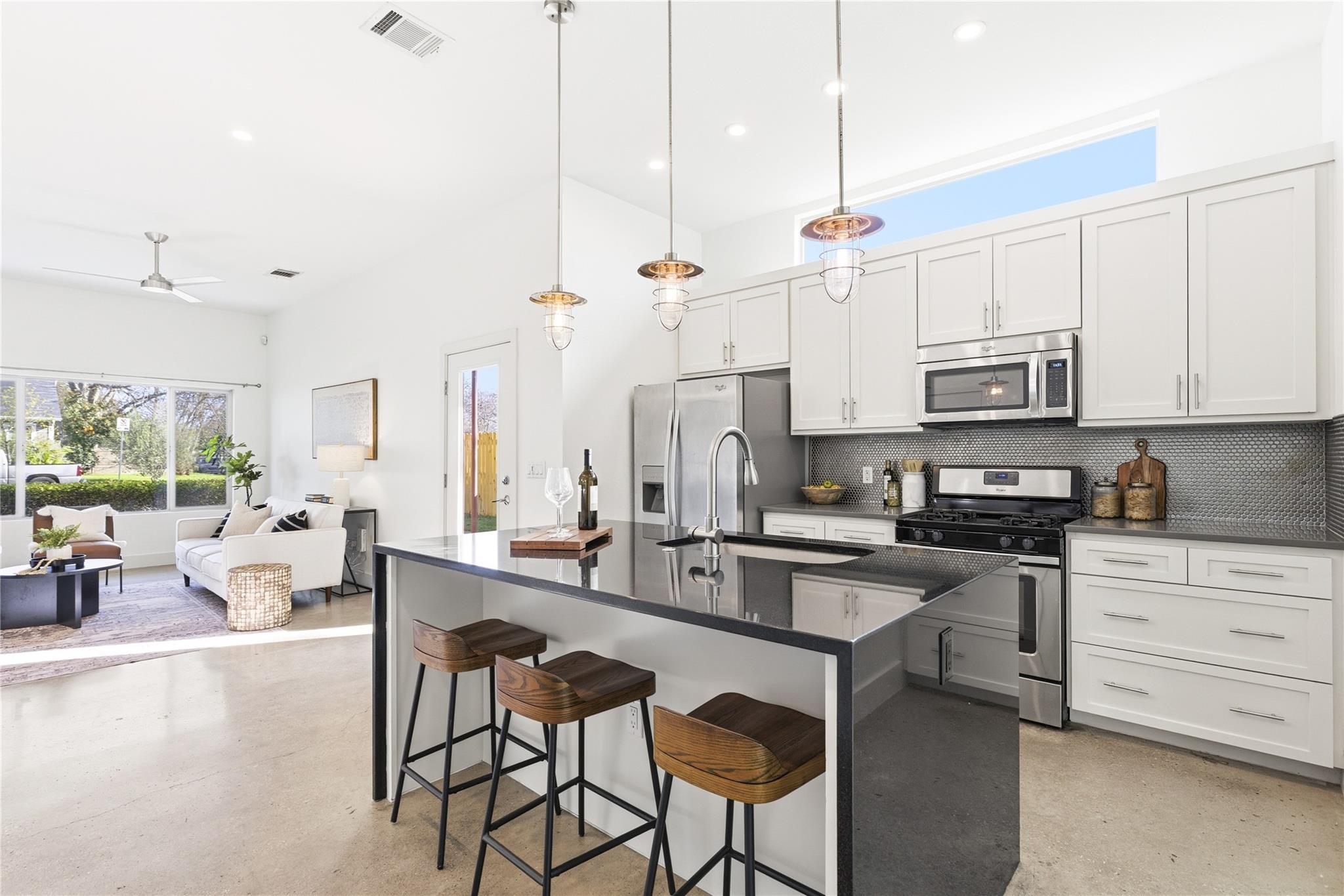 701 Zennia St # B, Austin, TX 78751