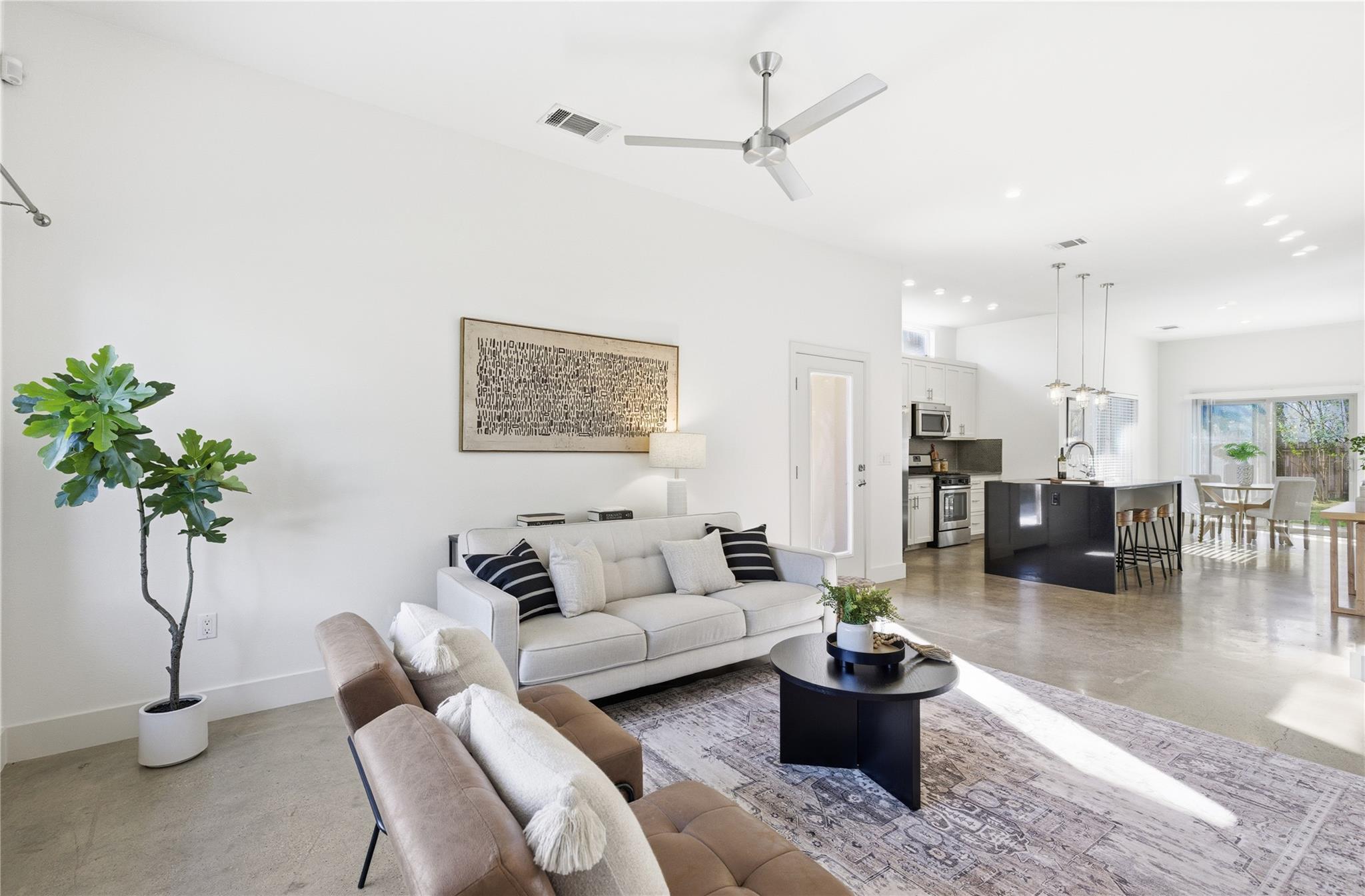 701 Zennia St # B, Austin, TX 78751