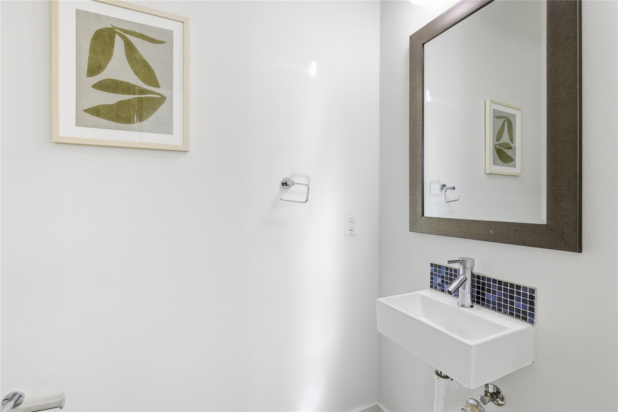 701 Zennia St # B, Austin, TX 78751