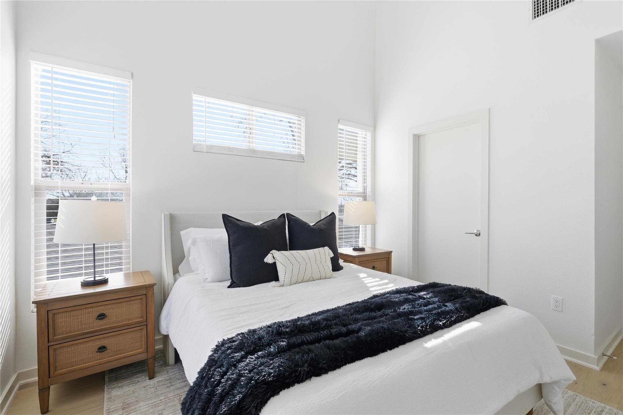 701 Zennia St # B, Austin, TX 78751