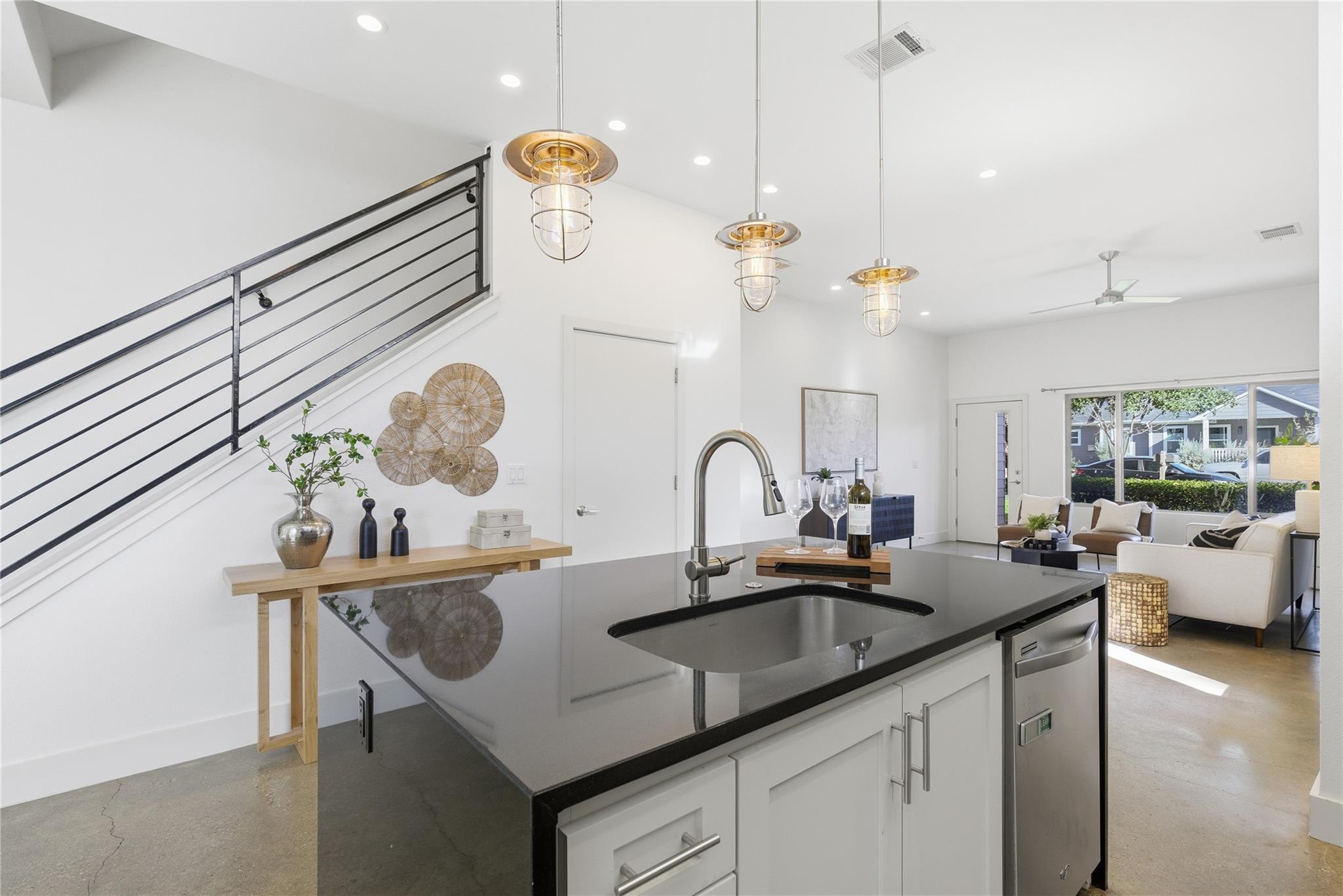 701 Zennia St # B, Austin, TX 78751