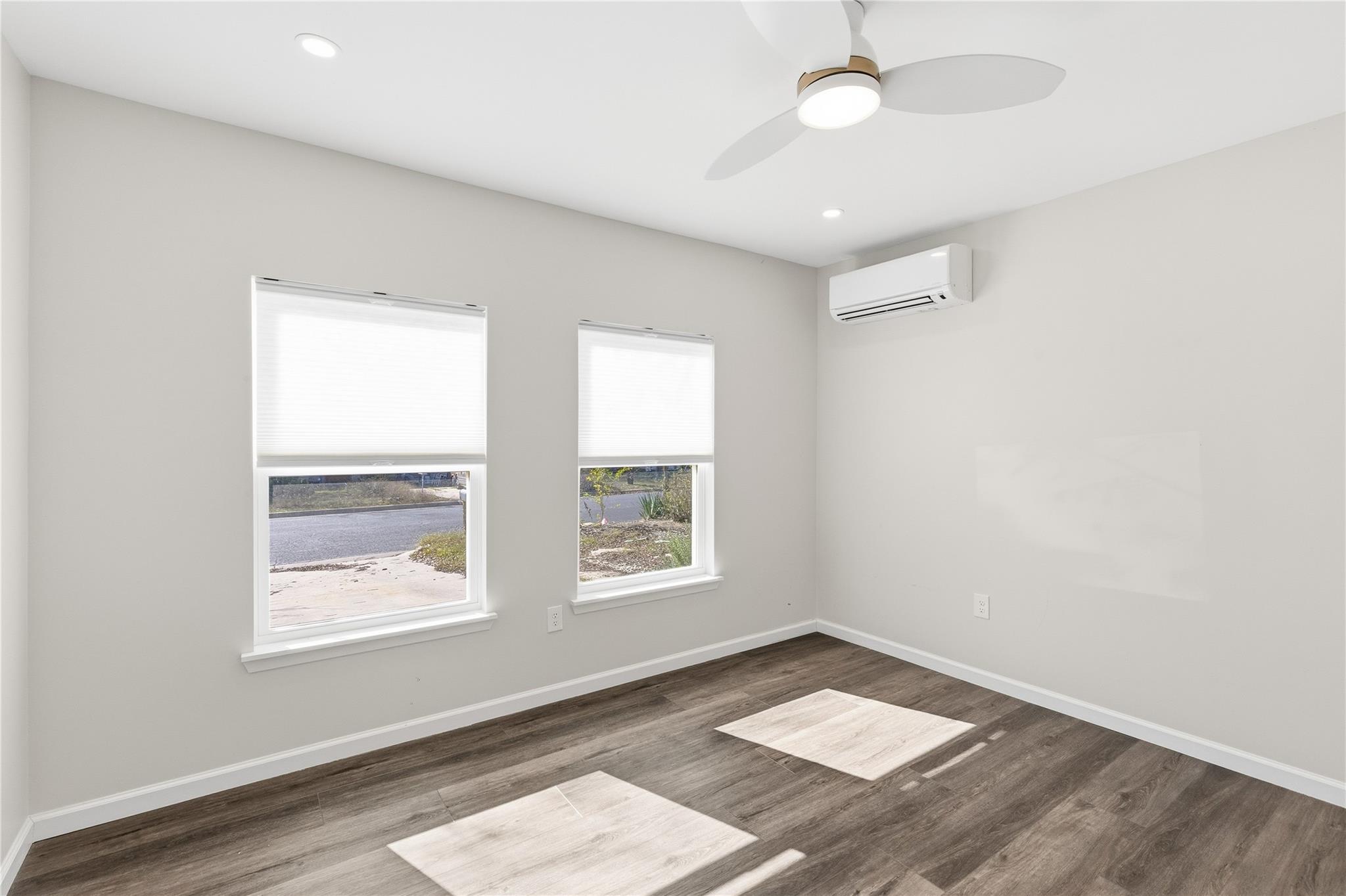 404 Seminole Dr, Austin, TX 78745