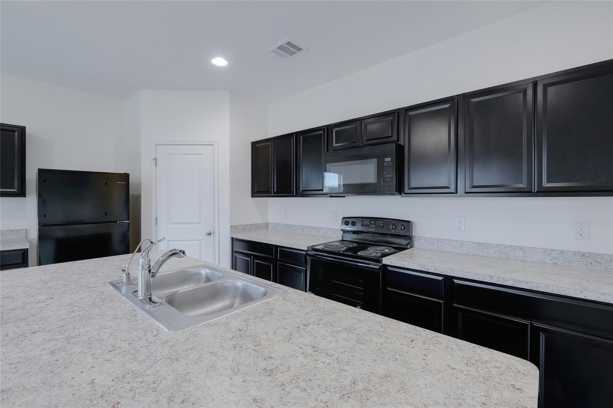 140 Satsuma Ln, Kyle, TX 78640