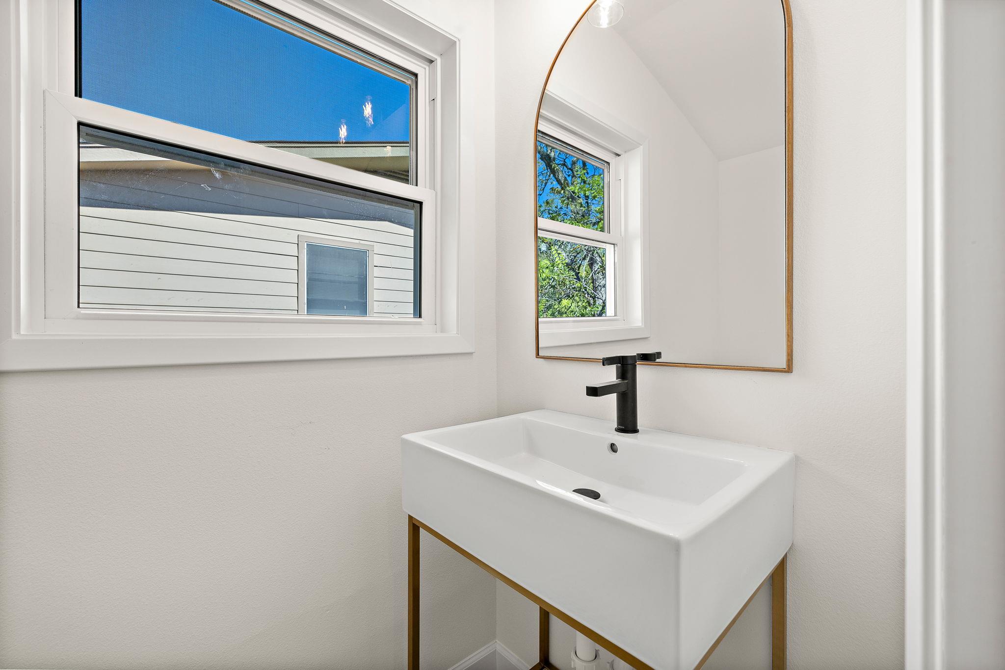 8102 Burrell Dr, Austin, TX 78757