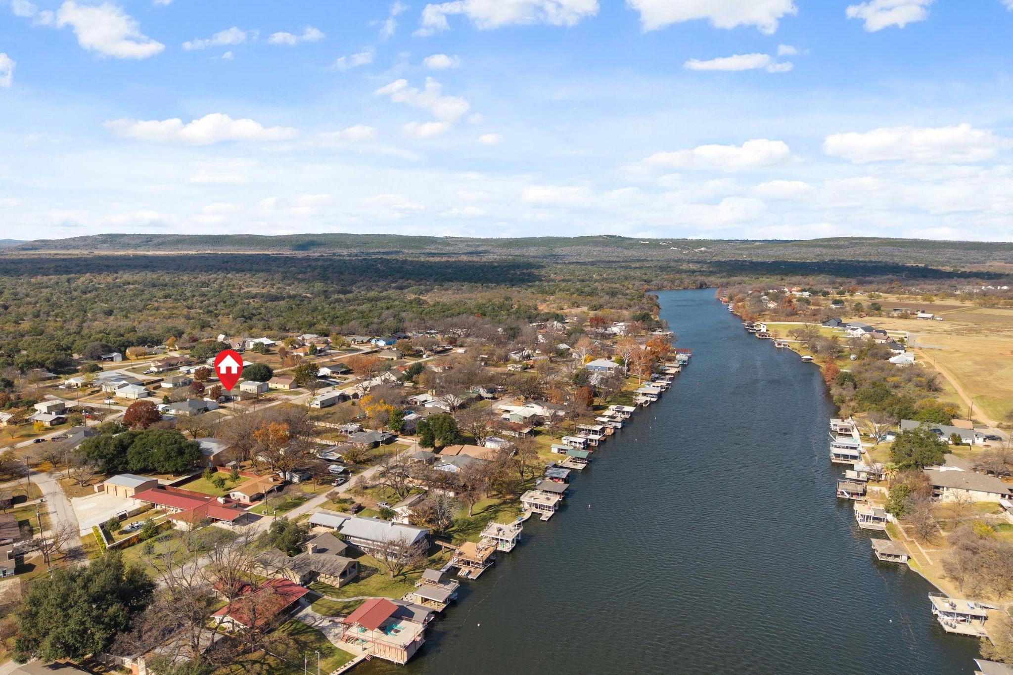 143 Boulder Dr, Kingsland, TX 78639