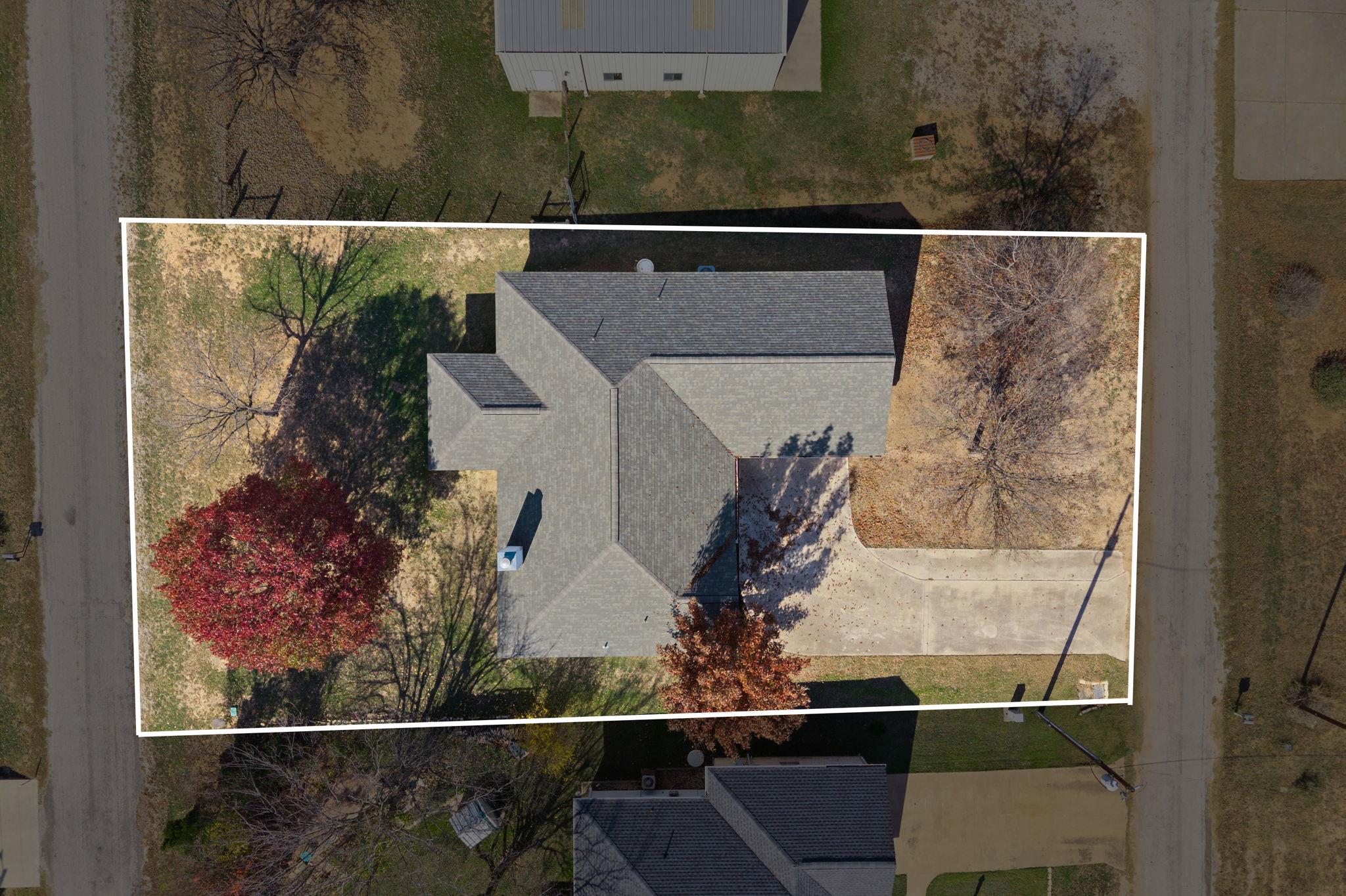 143 Boulder Dr, Kingsland, TX 78639