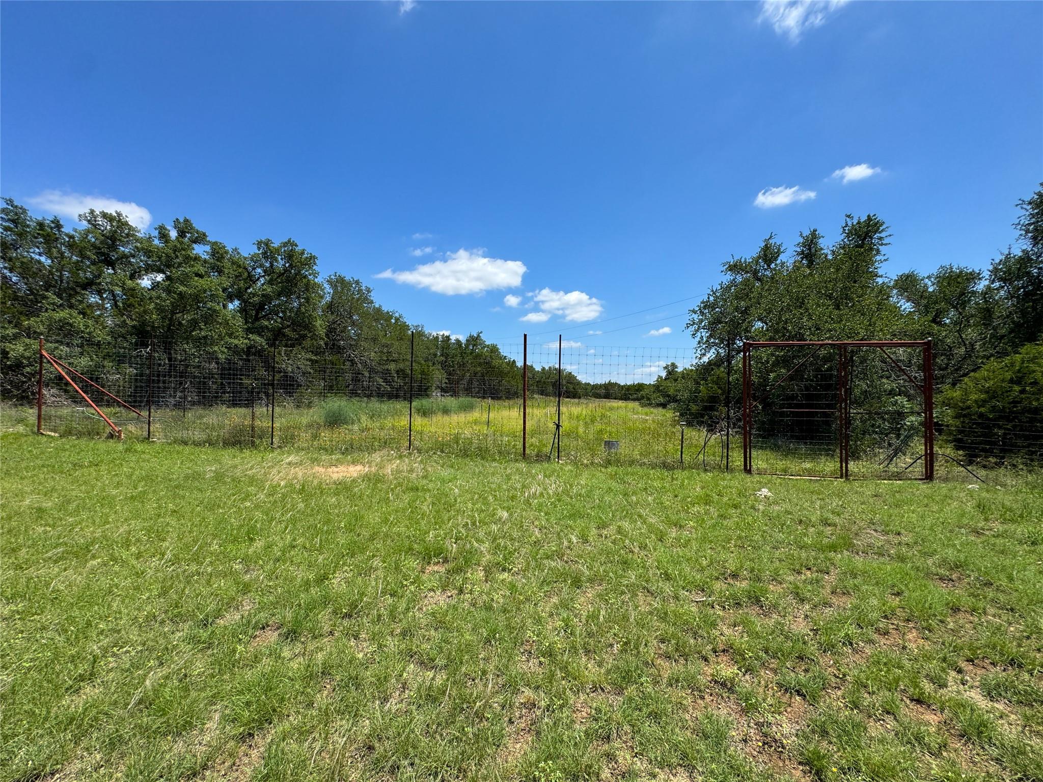 1178 Hidden Creek Dr, Dripping Springs, TX 78620