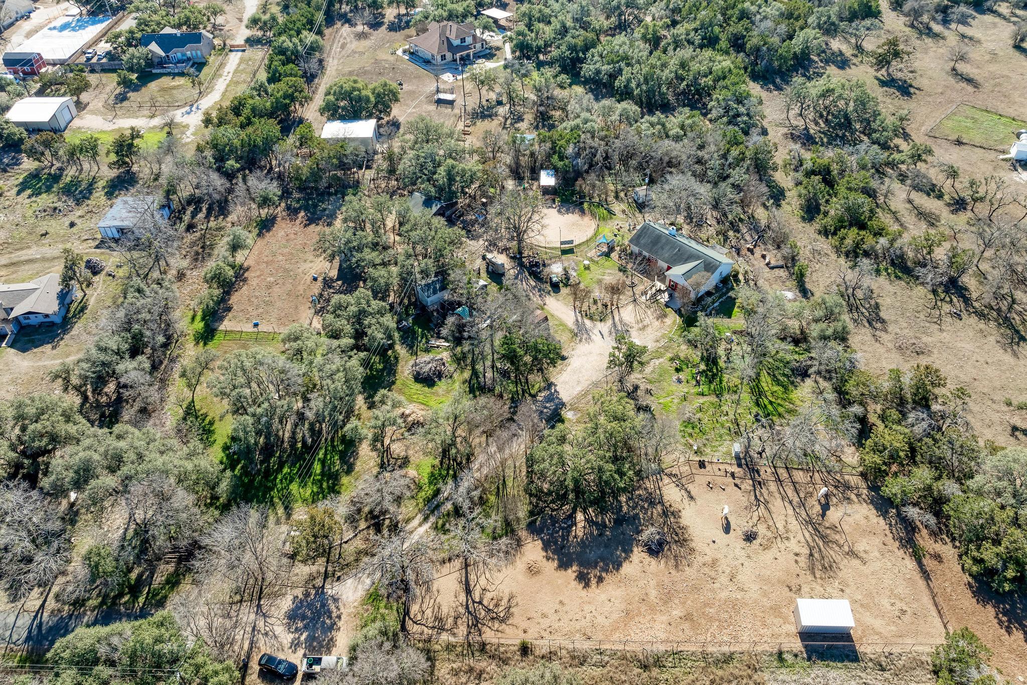 321 Navajo Trl, Georgetown, TX 78633