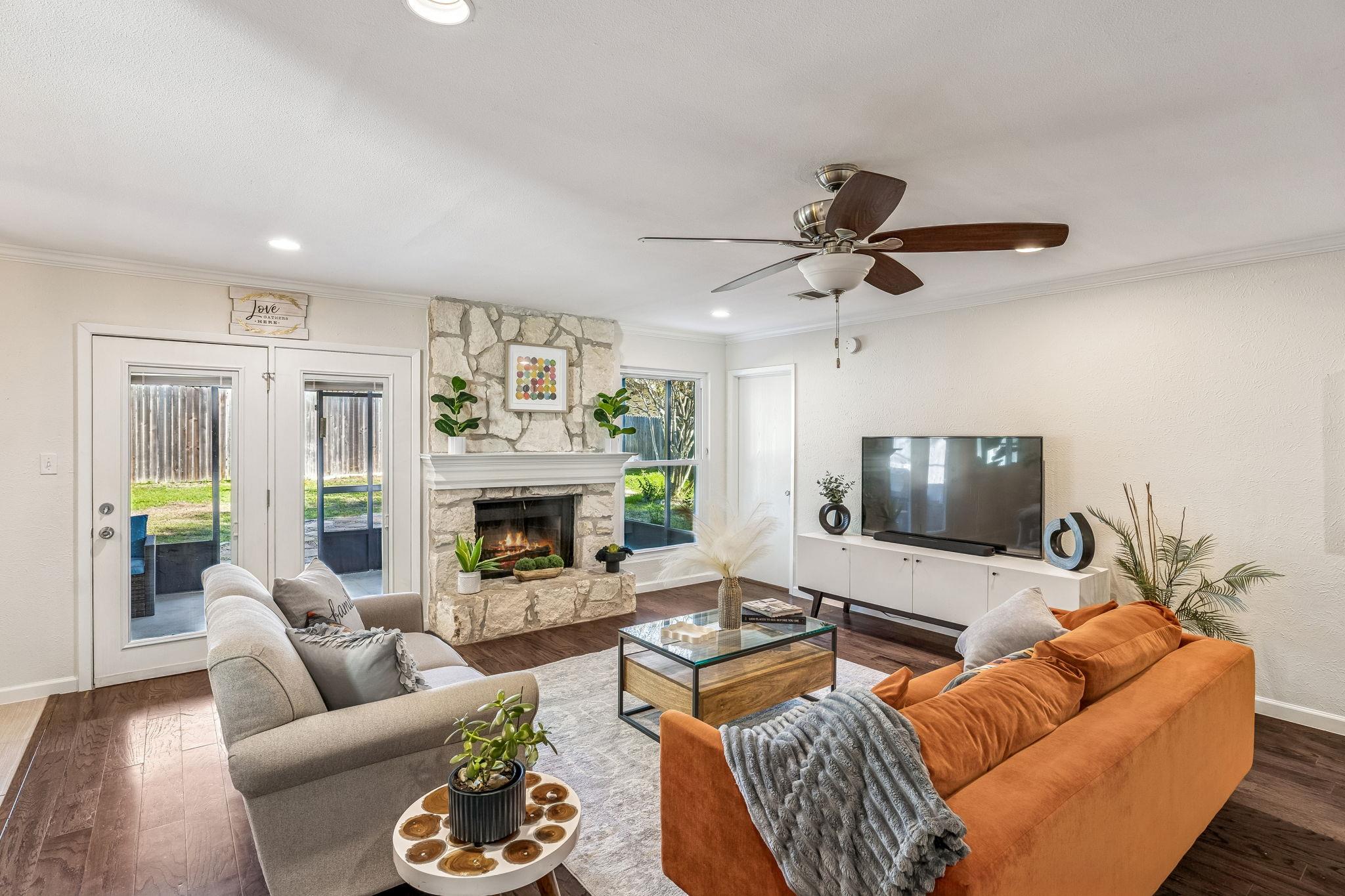 5502 Porsche Ln, Austin, TX 78749