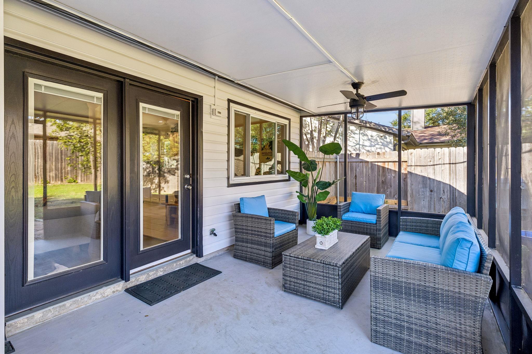 5502 Porsche Ln, Austin, TX 78749