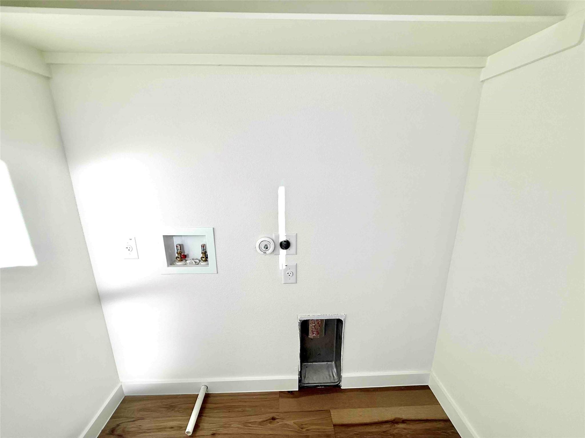 6809 Porter St # 2, Austin, TX 78741