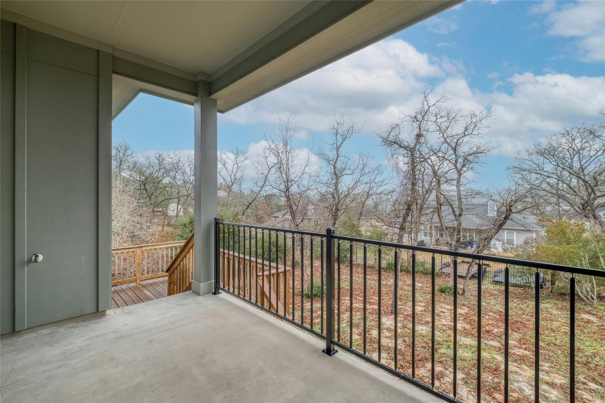 132 Kahalulu Dr, Bastrop, TX 78602