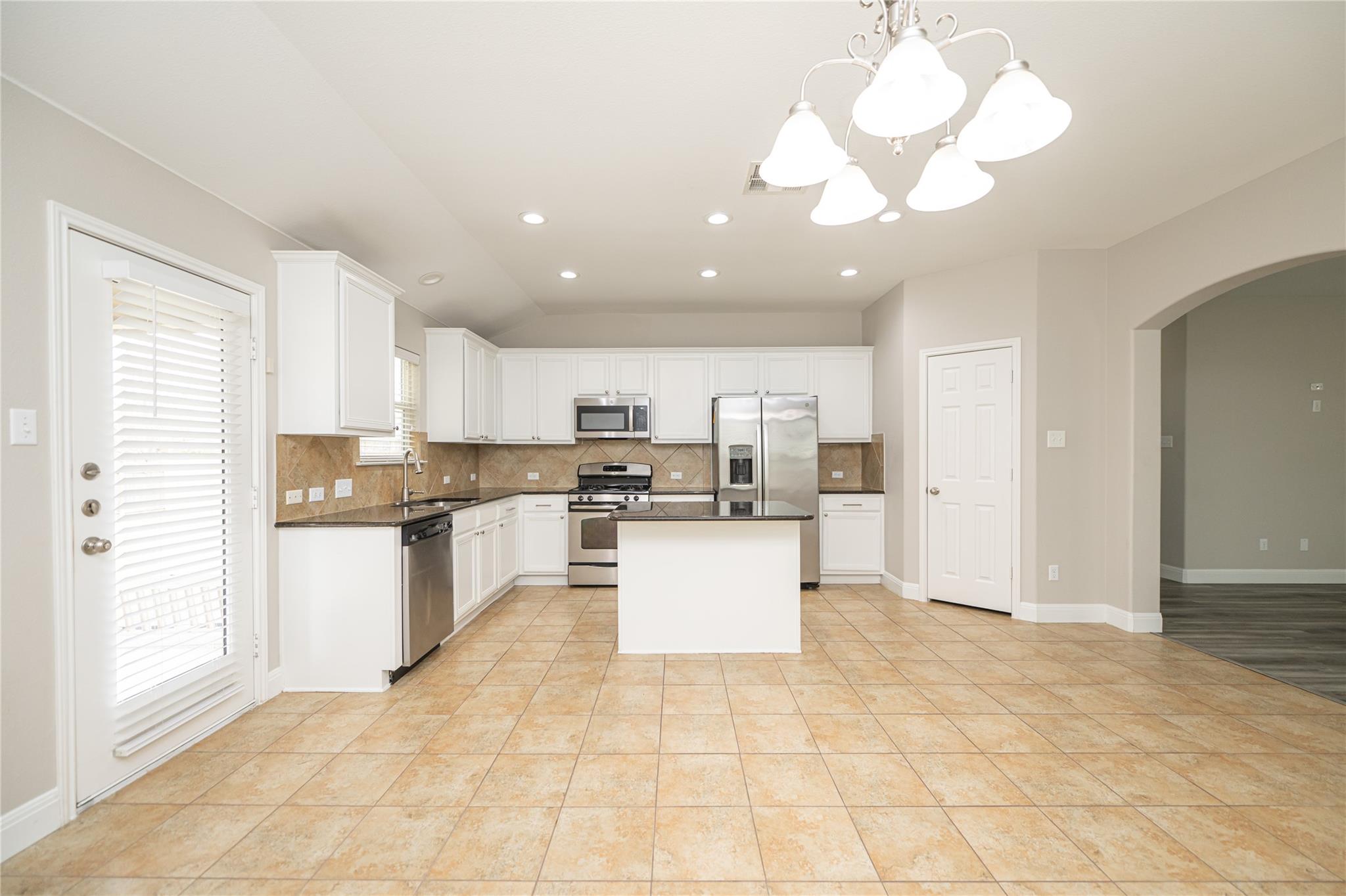 18820 Edinburgh Castle Rd, Pflugerville, TX 78660