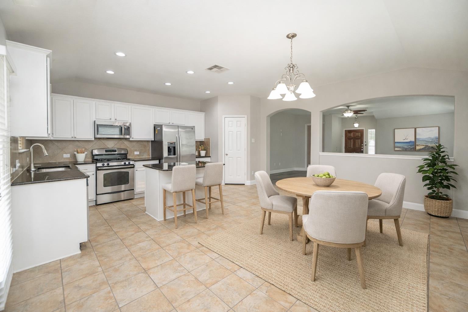 18820 Edinburgh Castle Rd, Pflugerville, TX 78660